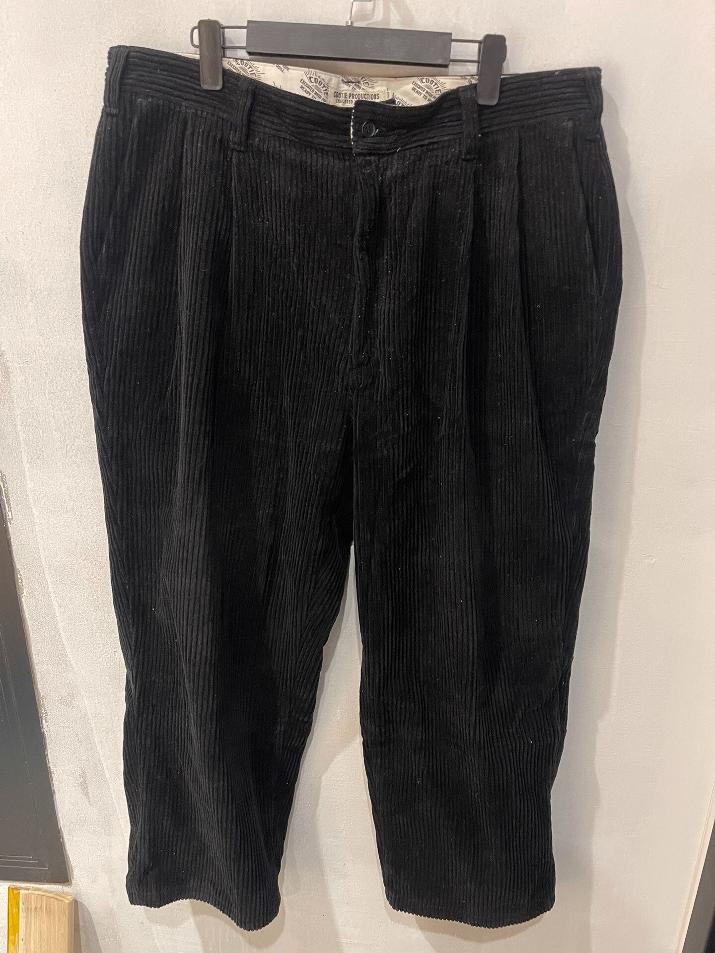 Japanese Brand Cootie Wide Corduroy 2 Tuck Trousers Size US 31 - 1 Thumbnail