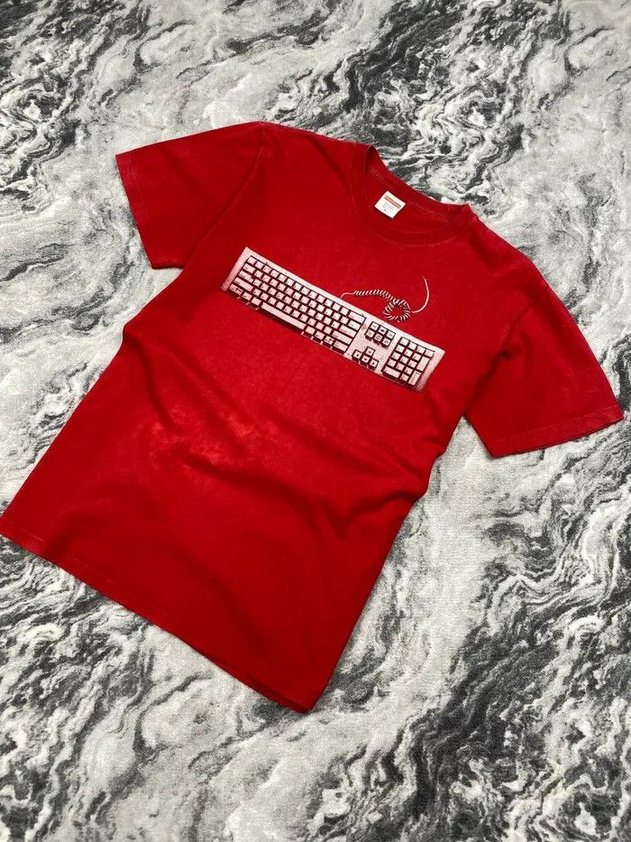Supreme Supreme Keyboard Tee Big Logo Size US M / EU 48-50 / 2 - 1 Thumbnail