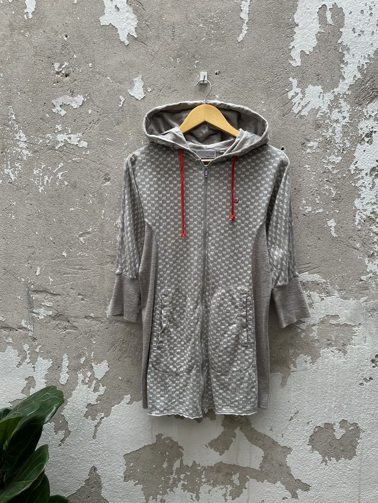Undercover Authentic Uniqlo Undercover Fullprint Hoodies Size L / US 10 / IT 46 - 1 Thumbnail