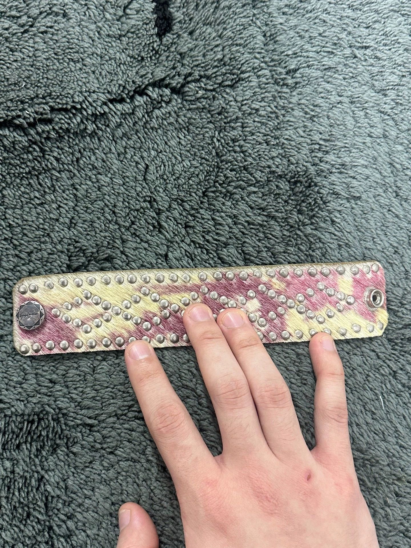 Yohji Yamamoto Yohji Yamamoto Patterned Horsehair Riveted Bracelet Size ONE SIZE - 3 Thumbnail