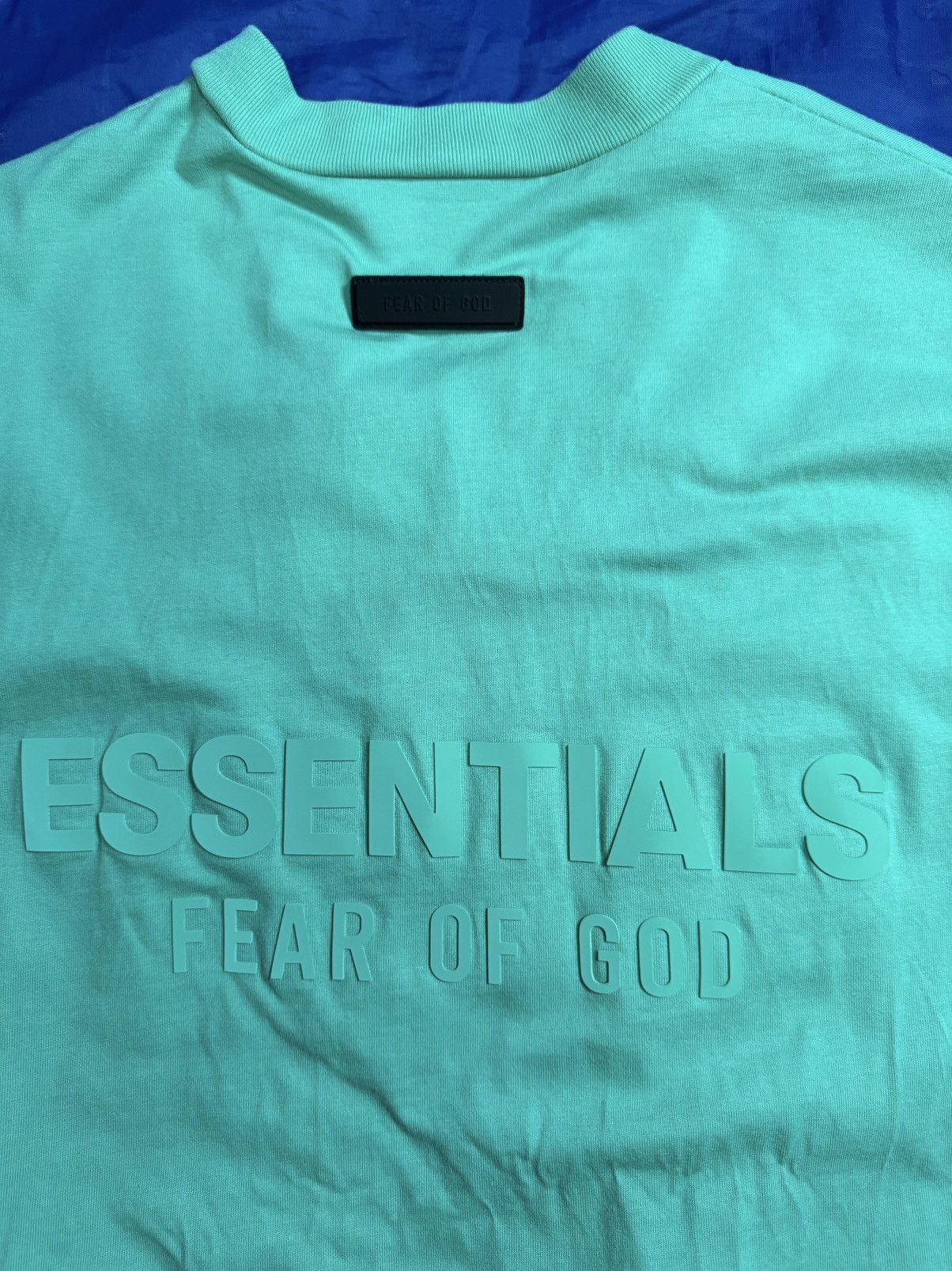 Essentials Essentials shirt size XL Size US XL / EU 56 / 4 - 5 Thumbnail