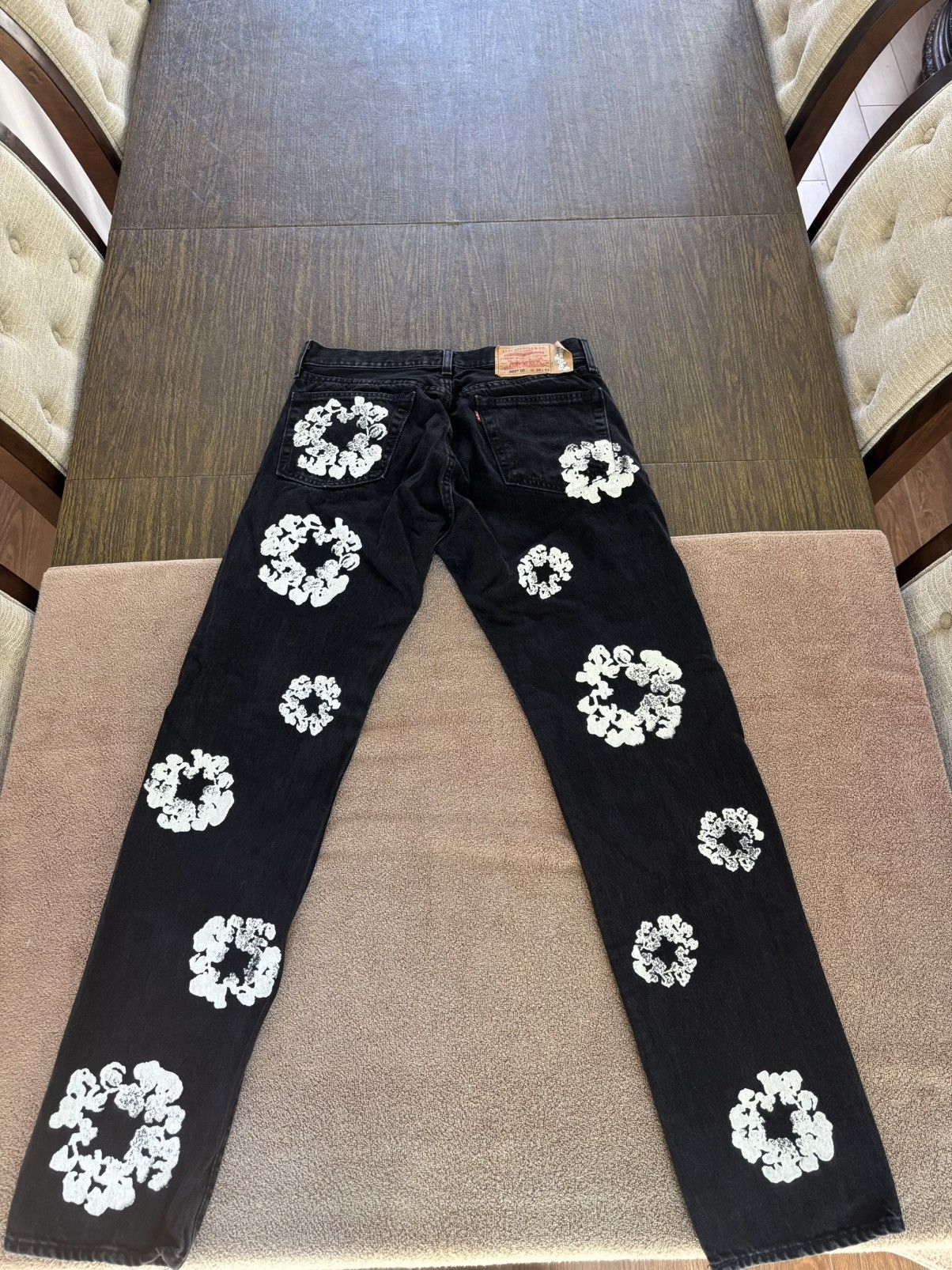 DENIM TEARS × Levi's Denim Tears x Levis Cotton Wreath Jean Black Size US 34 / EU 50 - 2 Thumbnail