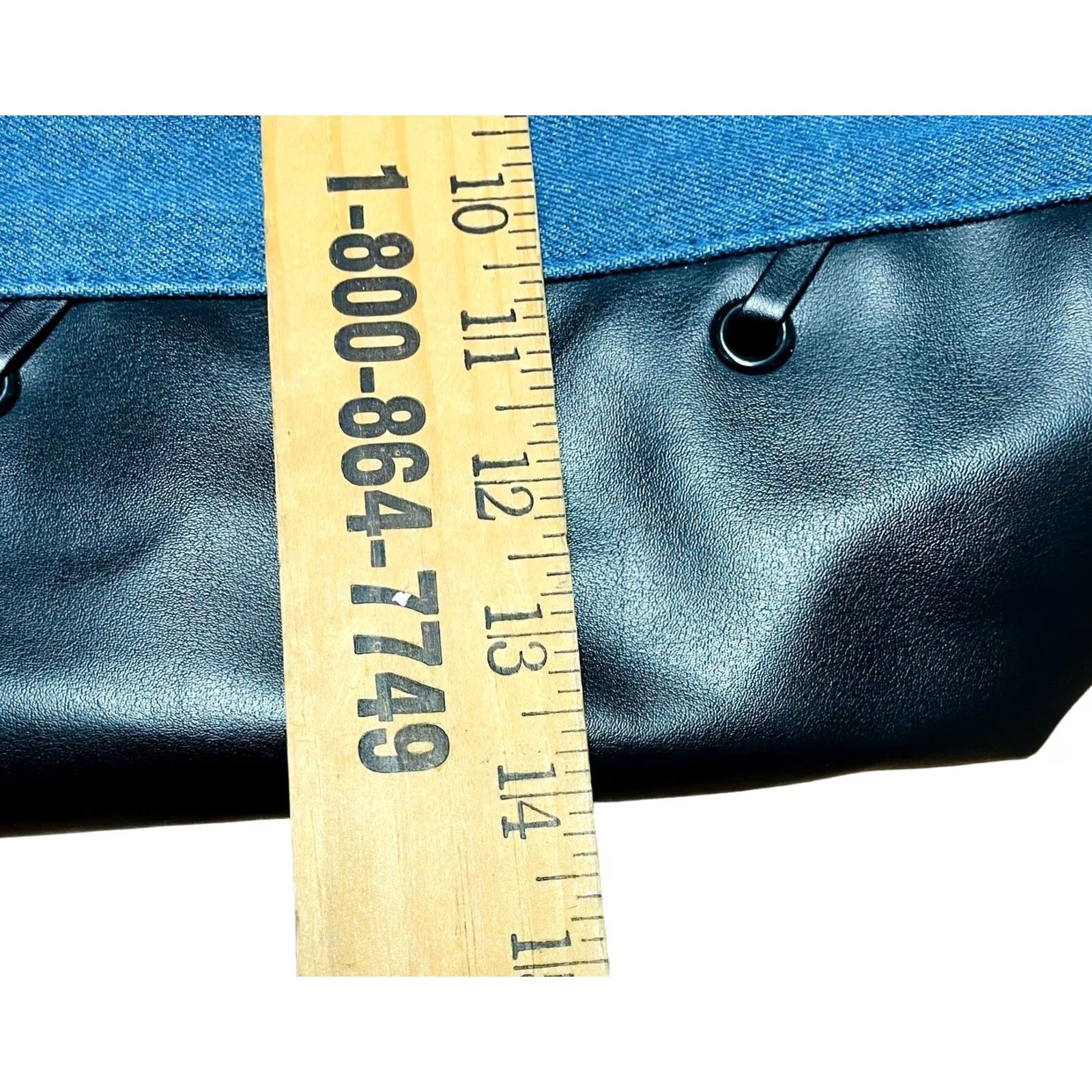 Victoria's Secret VICTORIA'S SECRET Carry All Denim/Faux Leather XL Tote Bag & Pouch Blue/Black Tote Bag Womens XL 2018 City Carry All Size ONE SIZE - 6 Thumbnail