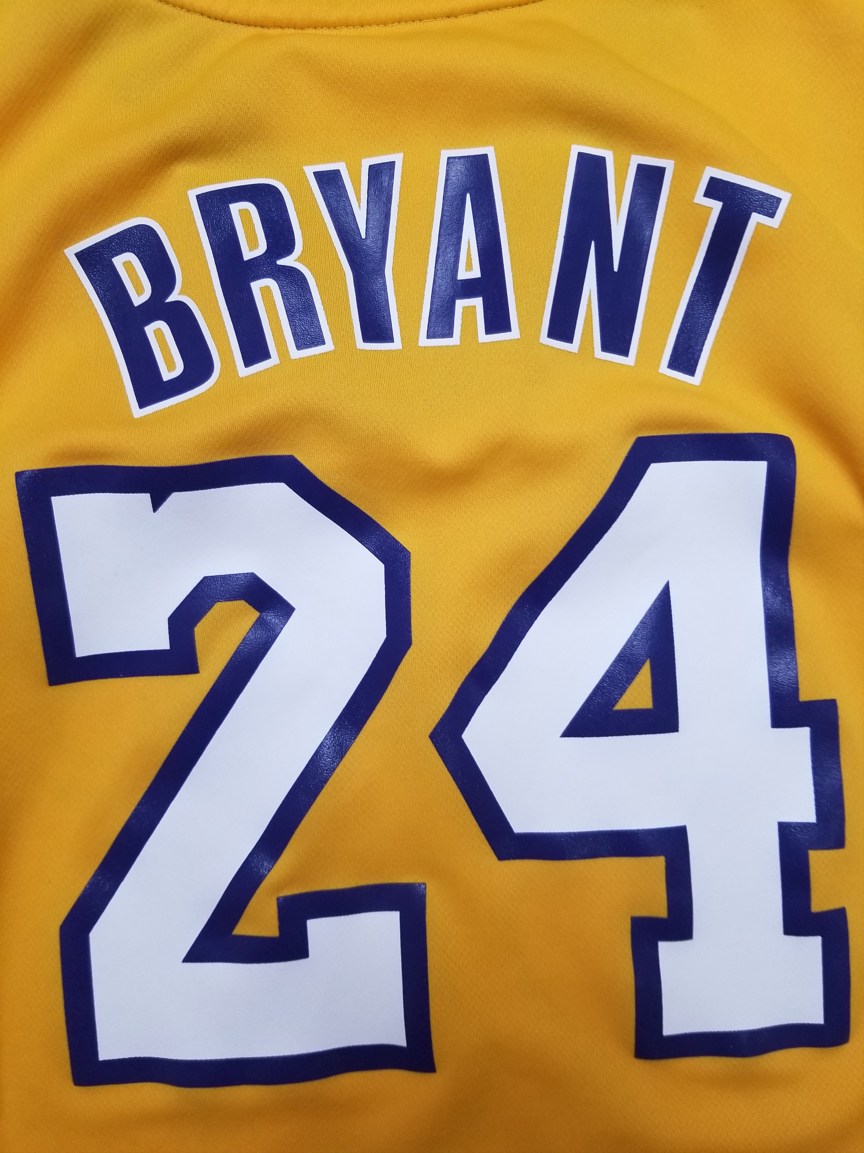 Adidas Los Angeles Lakers Kobe Bryant #24 Adidas NBA Yellow 2011 Size US S / EU 44-46 / 1 - 3 Thumbnail