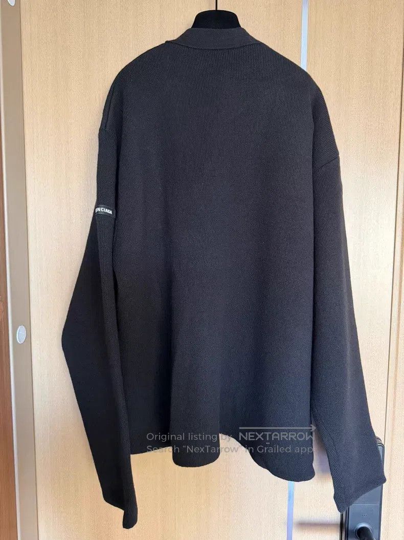 Balenciaga Balenciaga Solid color V-neck single-breasted knitted swea Size US L / EU 52-54 / 3 - 2 Thumbnail