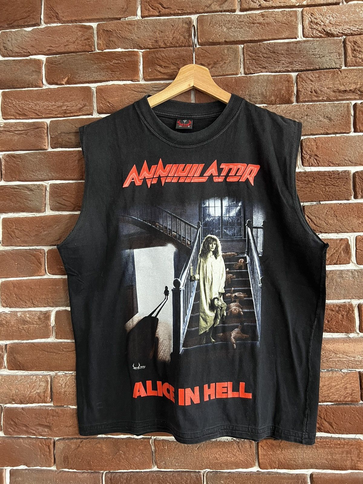 Band Tees Rare Vintage 90s ANIHILATOR Alice in Hell Metal Band Shirt Size US L / EU 52-54 / 3 - 1 Thumbnail