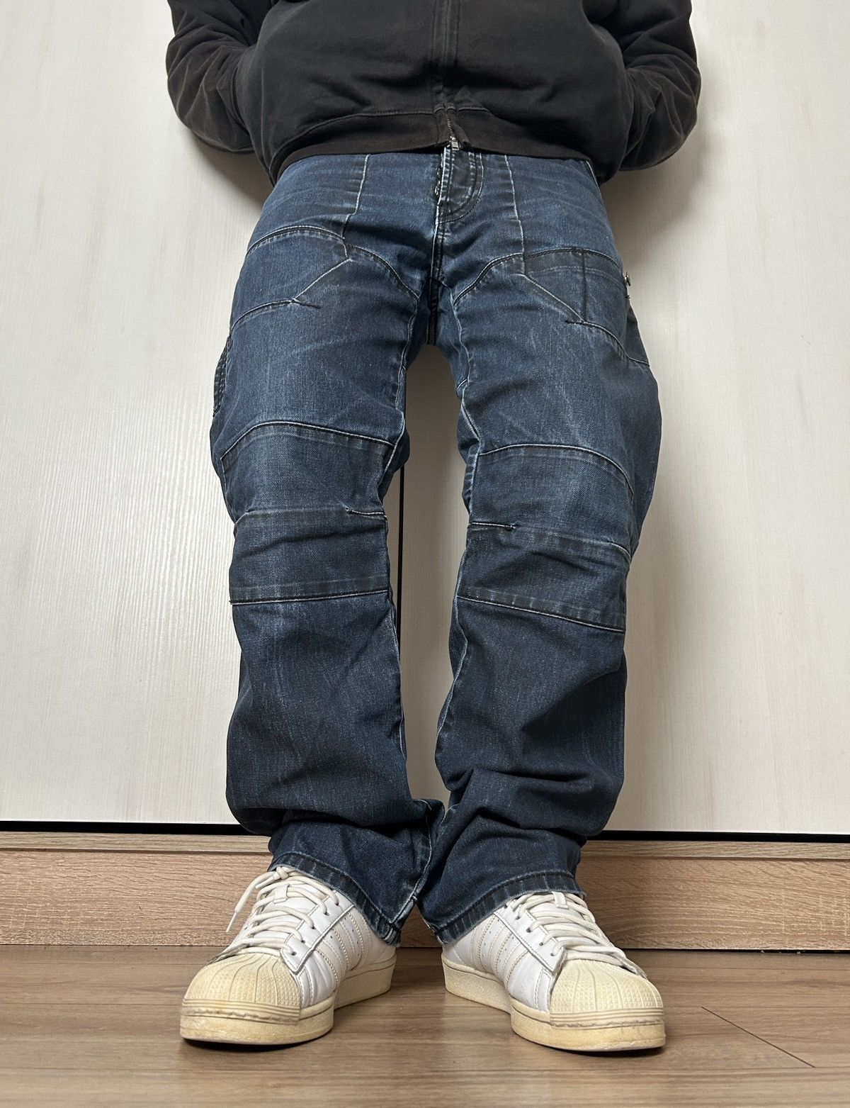 Japanese Brand Vintage Thug Life y2k distressed jeans mens dark blue Size US 34 / EU 50 - 1 Thumbnail