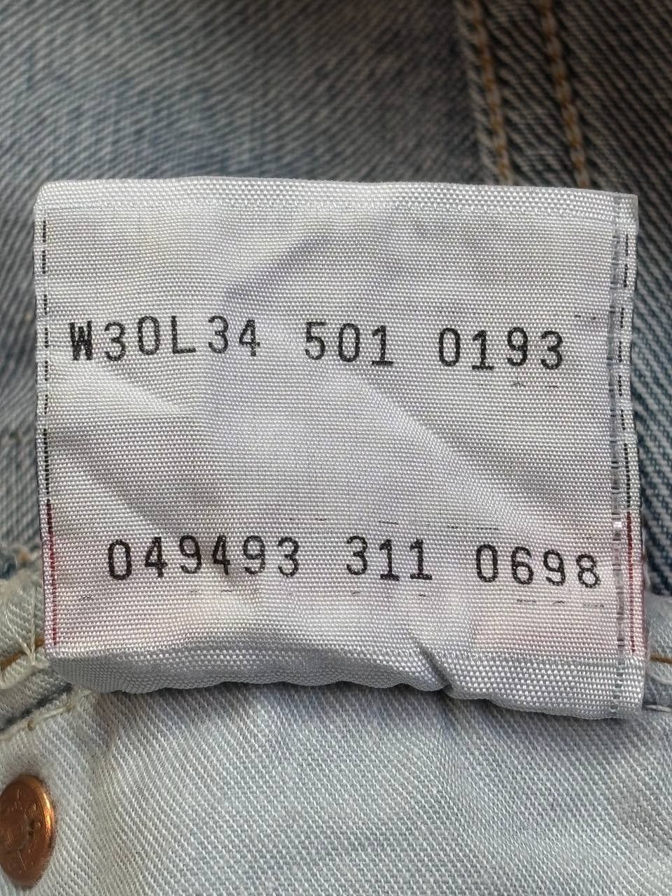 Levi's Vintage Clothing Vintage 1998 Levi's 501 Made in UK W30 L34 Size US 30 / EU 46 - 8 Thumbnail