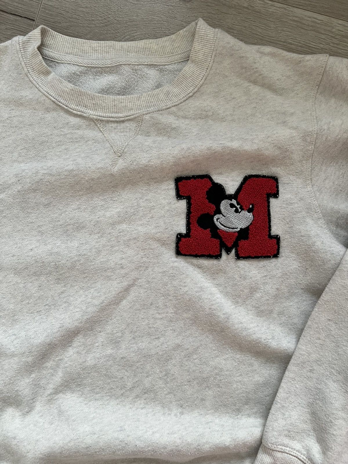 Disney × Japanese Brand × Vintage Rare Japanese Mickey Disney Women White Sweater Sweatshirt Size XL / US 12-14 / IT 48-50 - 3 Thumbnail
