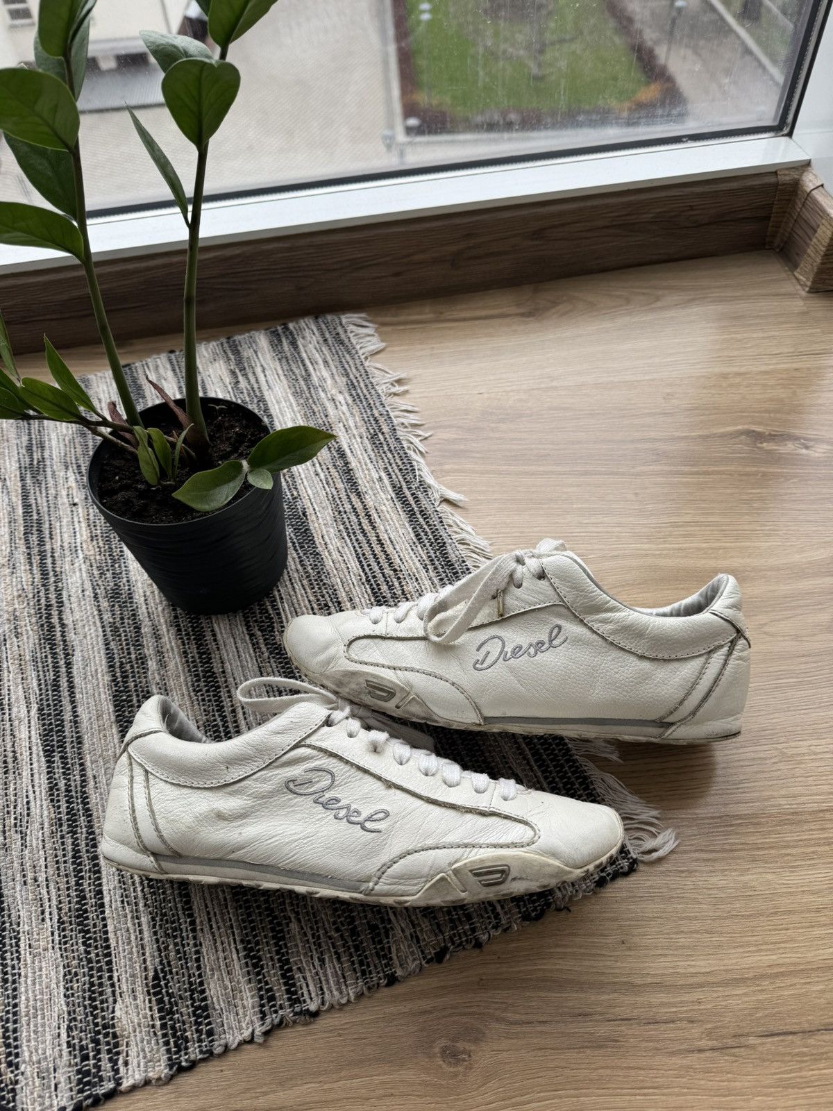 Vintage Diesel rare leather white sneakers shoes size 41