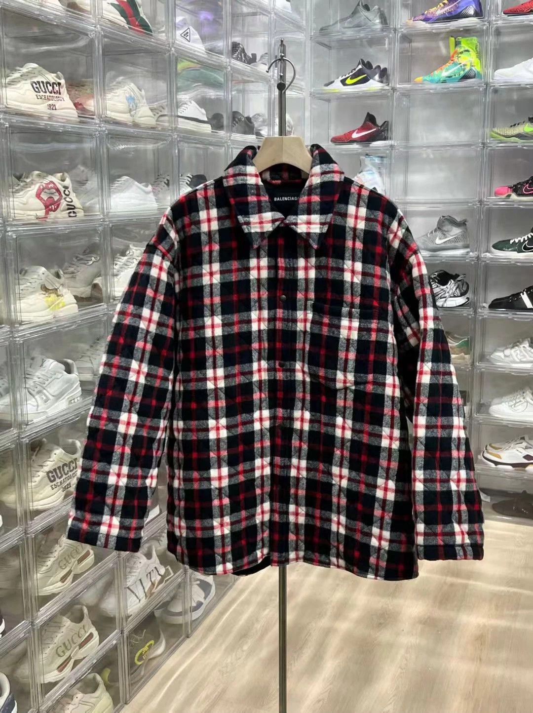 Balenciaga Balenciaga plaid wool coat, size 46 Size US S / EU 44-46 / 1 - 1 Thumbnail