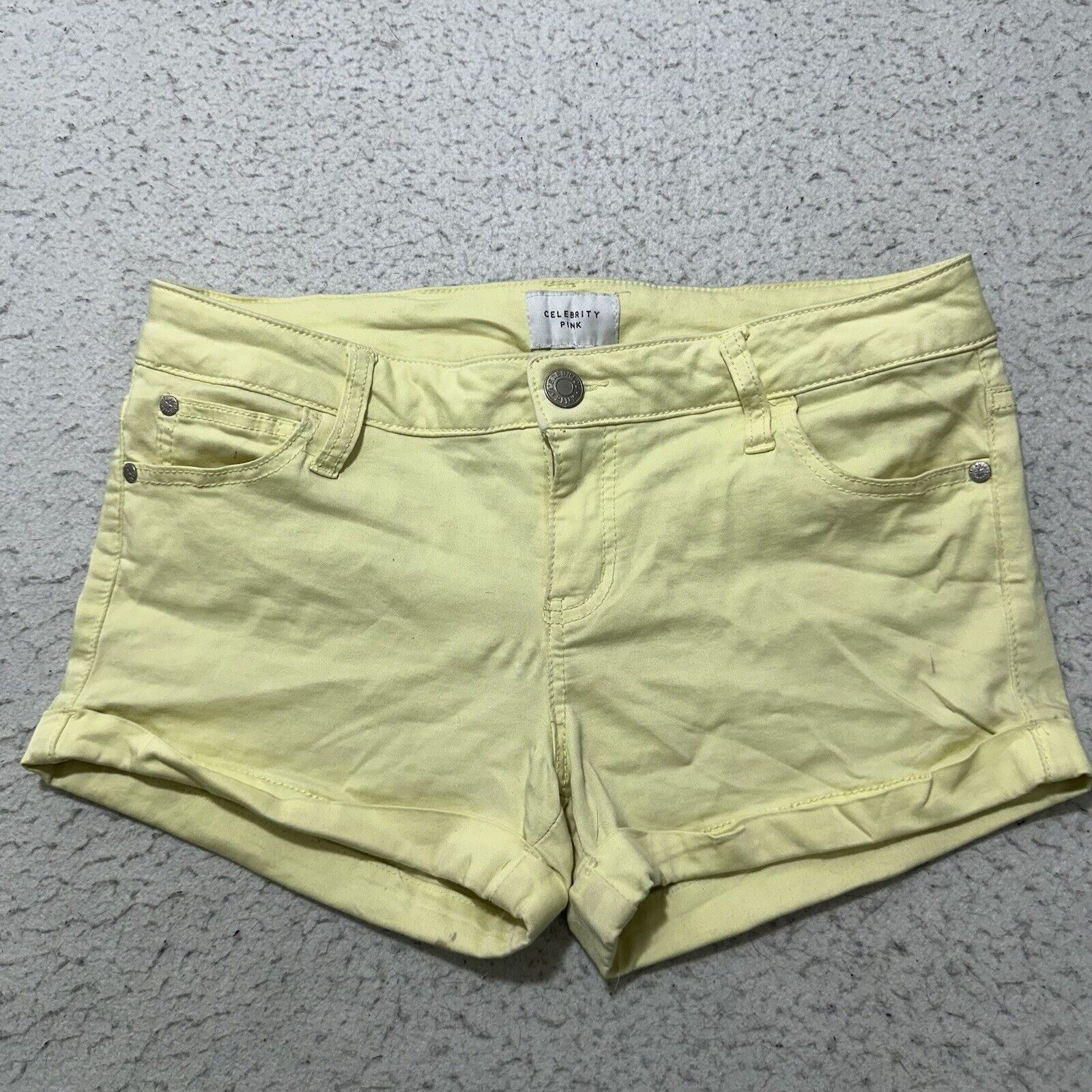 Other Celebrity Pink 7 / 28 Jean Shorts 3" Inseam Yellow Size 32" / US 10 / IT 46 - 1 Thumbnail