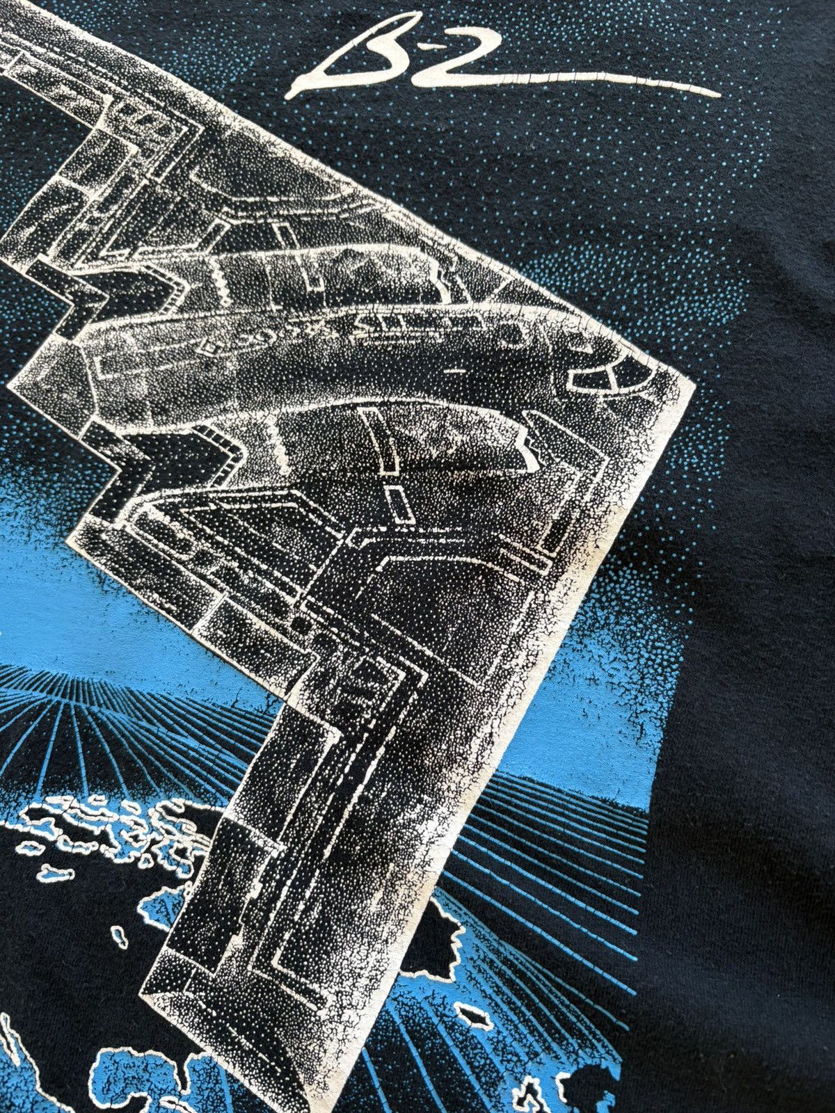 Blackbird Blackbird Vintage 90s B2 Bomber Double-sided Military Tee L Size US L / EU 52-54 / 3 - 7 Thumbnail