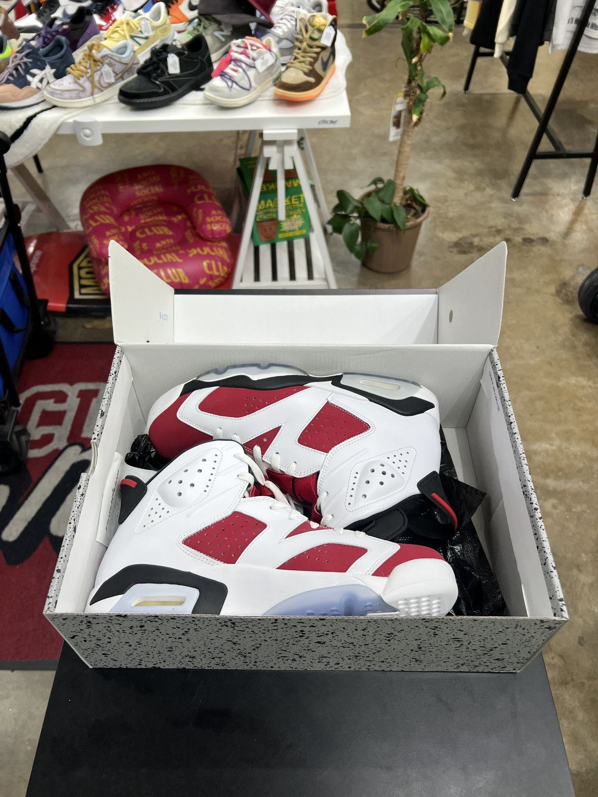Jordan Brand Air Jordan 6 Carmine Sz. 9 (2014) Size US 9 / EU 42 - 10 Thumbnail