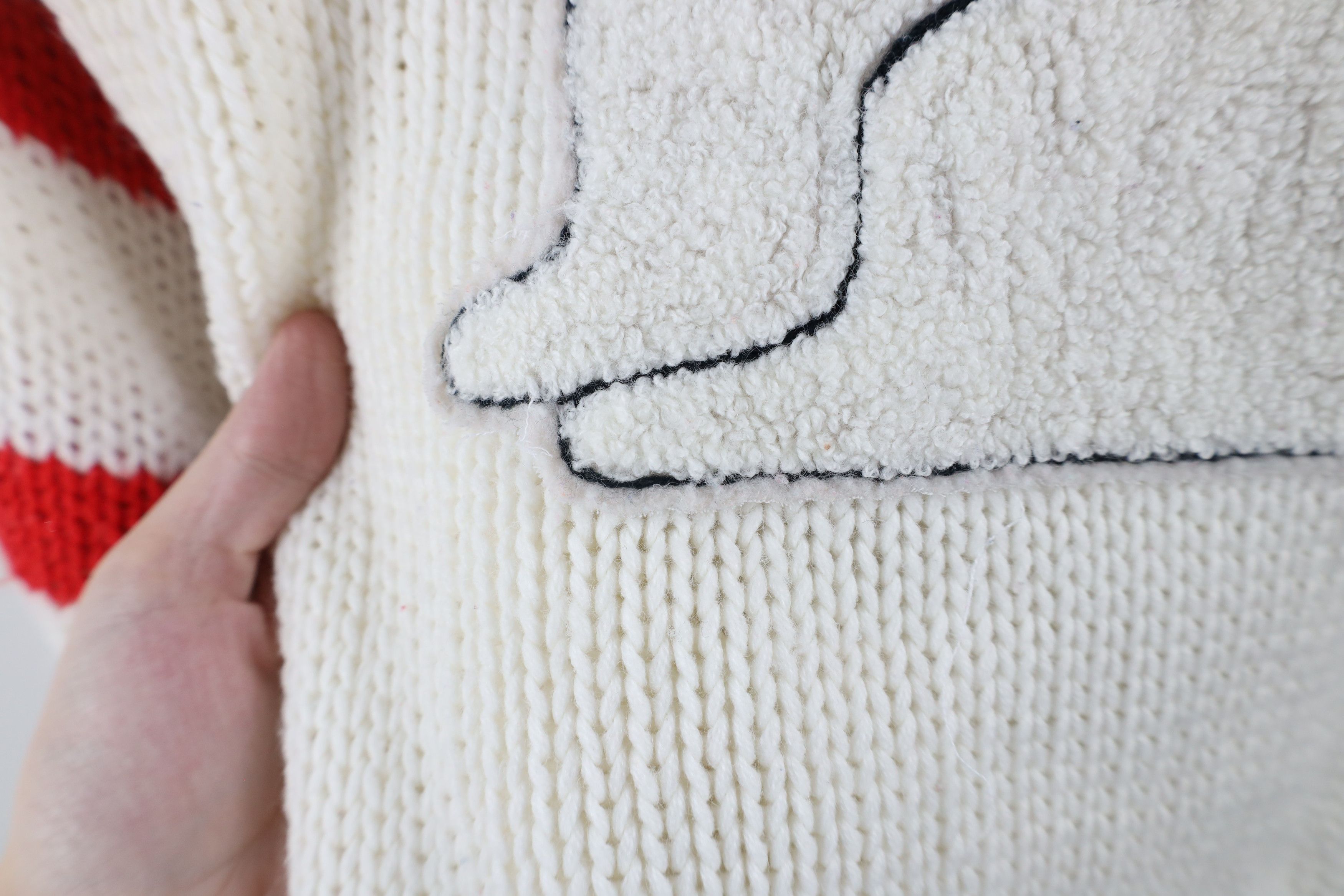 Vintage Vintage 90s Streetwear Striped Dog Chunky Knit Sweater White Size XXL / US 16-18 / IT 52-54 - 6 Thumbnail
