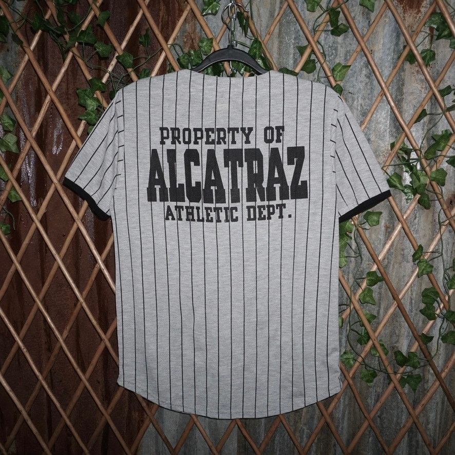 Vintage Medium - Vintage Y2K Alcatraz pinstripe 90s baseball jersey Size US M / EU 48-50 / 2 - 3 Thumbnail
