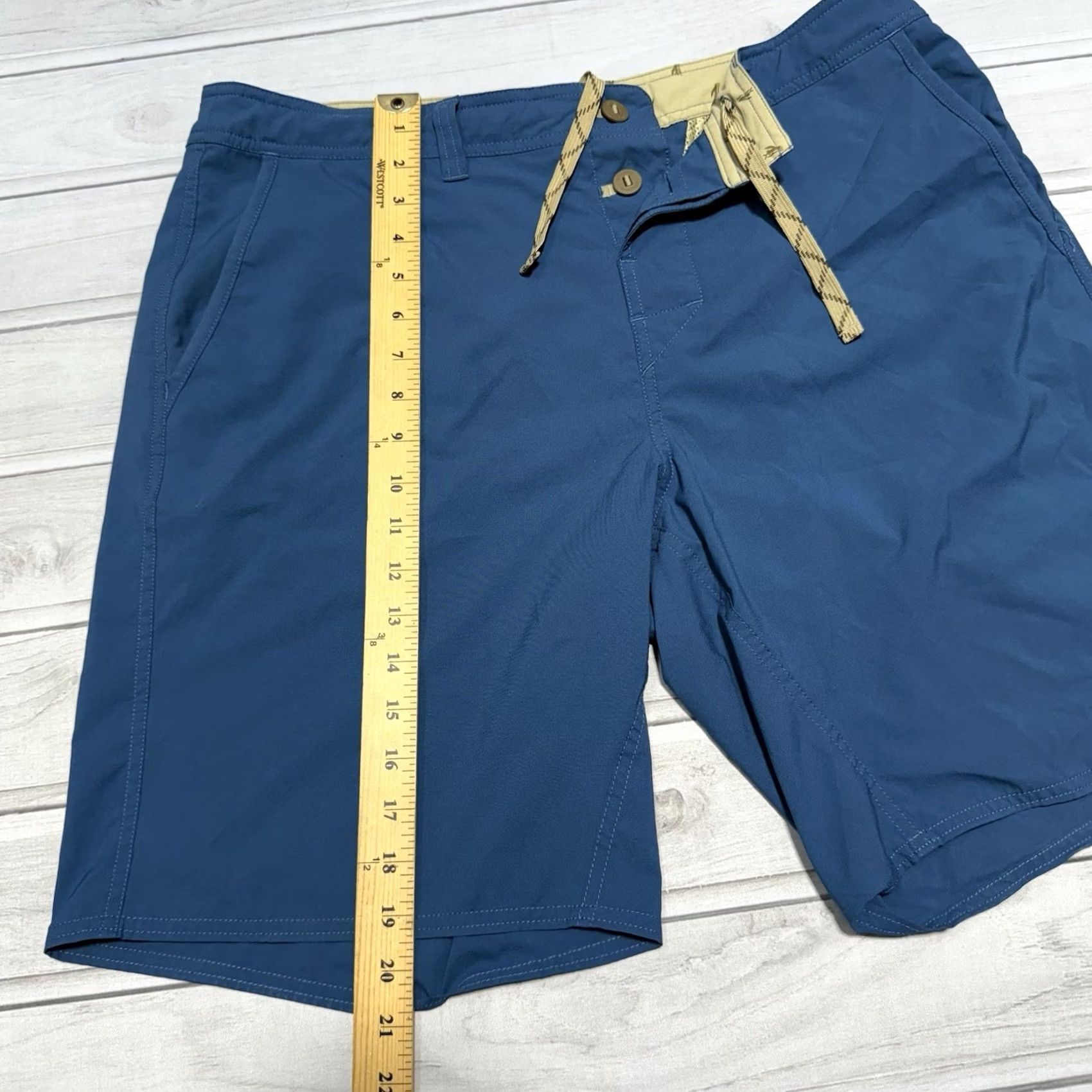 Patagonia Patagonia Shorts 36 Blue Hybrid Board Surf Swim Beach Quick Dry Pockets Drawstring Men's Bottom Board Shorts Size US 36 / EU 52 - 6 Thumbnail