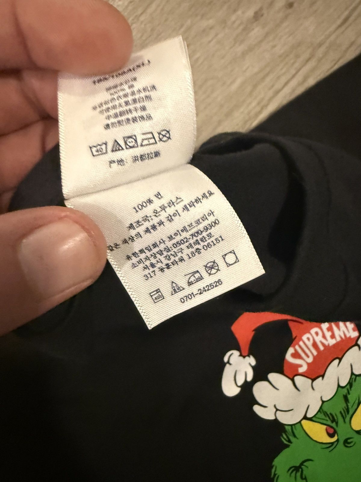 Supreme Supreme Grinch Tee Size US XL / EU 56 / 4 - 5 Thumbnail