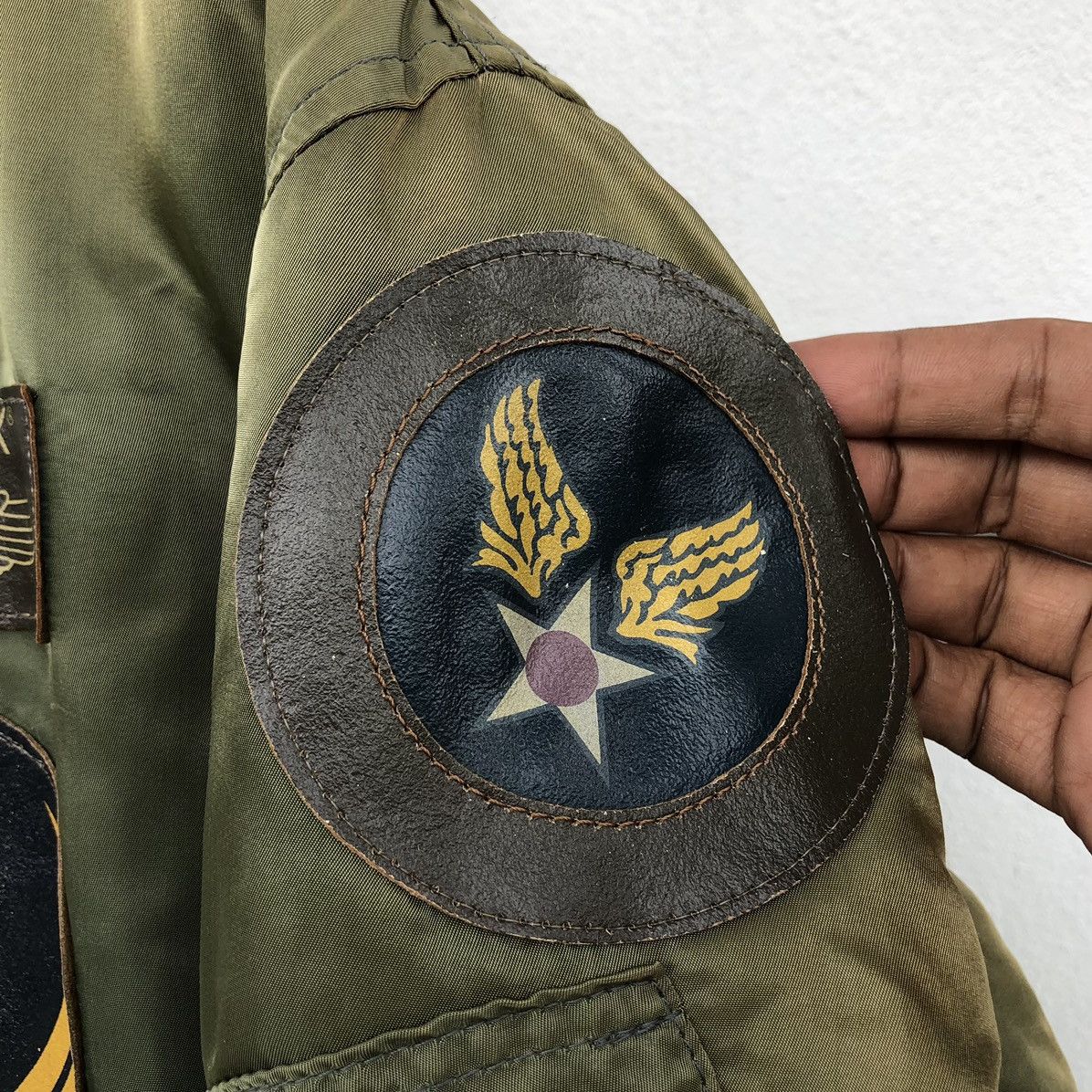 Avirex Vintage USAF MA-1 Flight Patches by Avirex Sun Faded Jacket Size US L / EU 52-54 / 3 - 14 Thumbnail