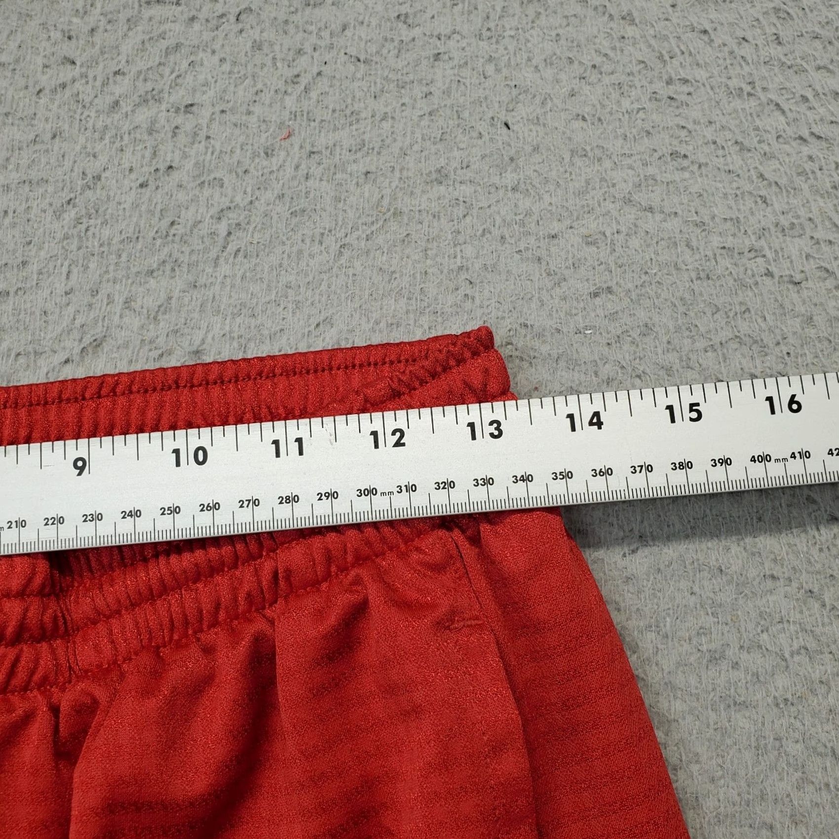 Nike Nike Activewear Shorts Mens M Red Solid Elastic Pull On Swoosh Logo Size US 31 - 5 Thumbnail
