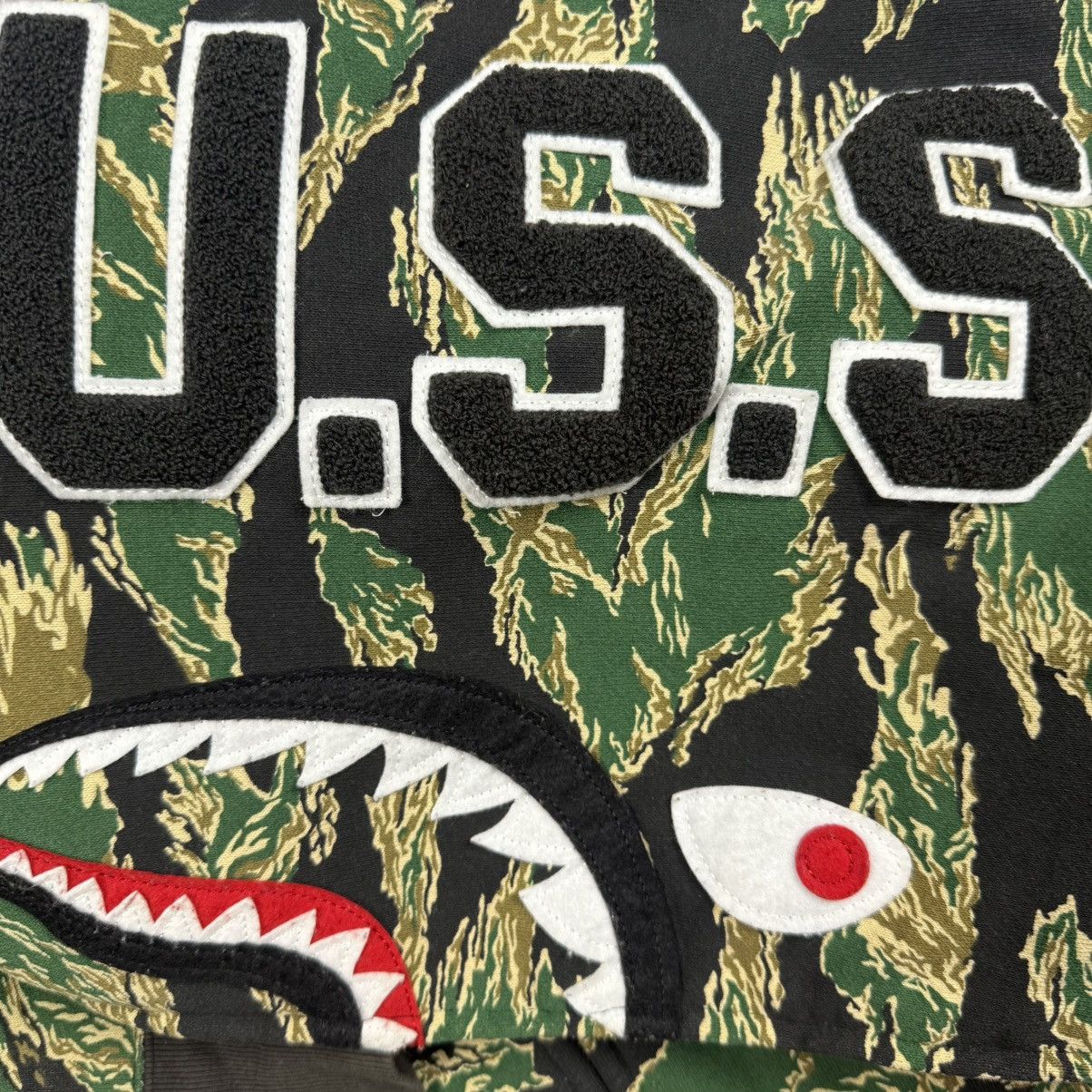 Bape BAPE Ursus Tiger Camo Shark Zip Up Hoodie Size US L / EU 52-54 / 3 - 5 Thumbnail