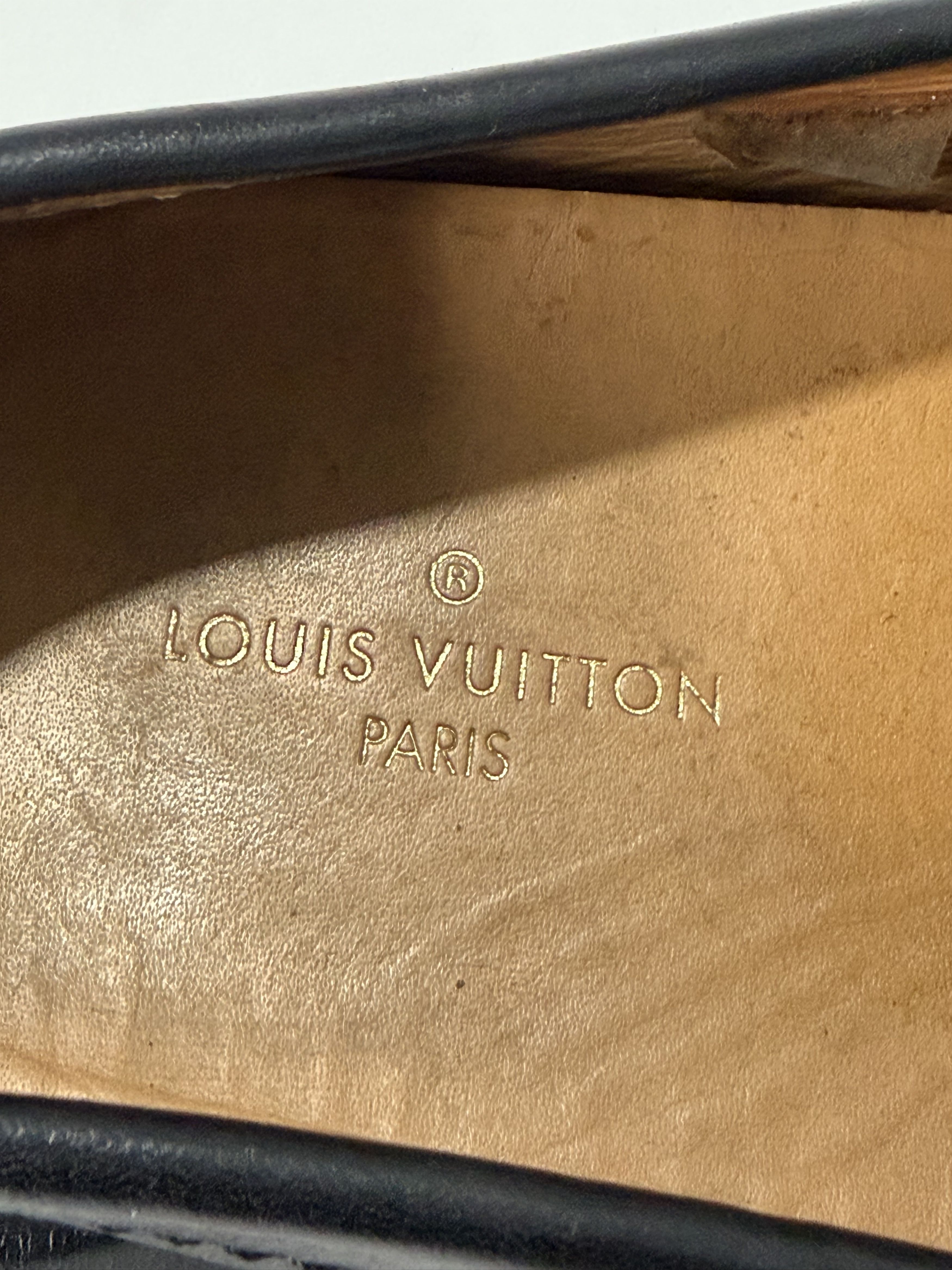 Louis Vuitton LLouis Vuitton Black Leather Hockenheim Loafers Size US 9 / EU 42 - 12 Thumbnail