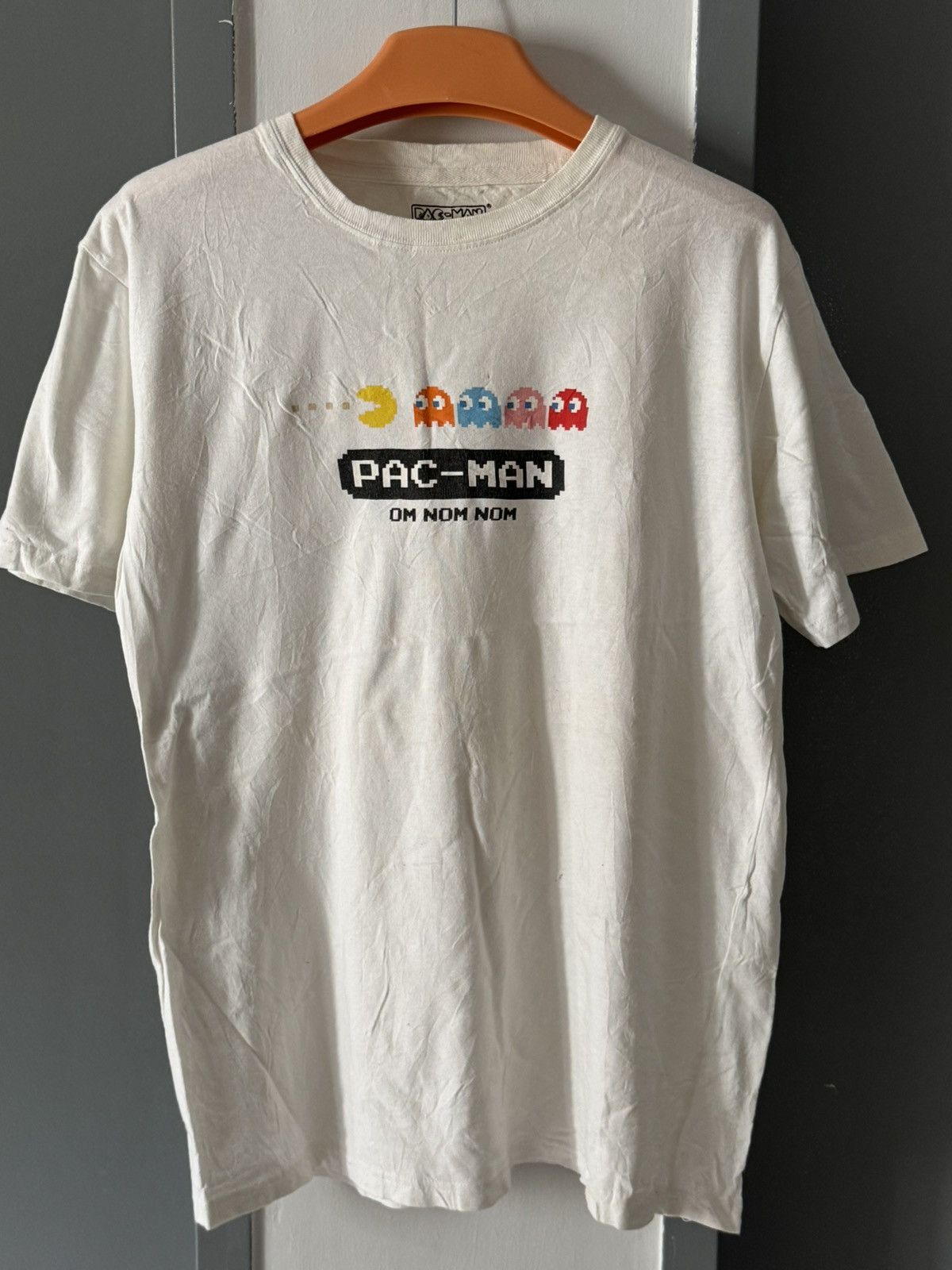 PAC MAN - om nom nom by bandai