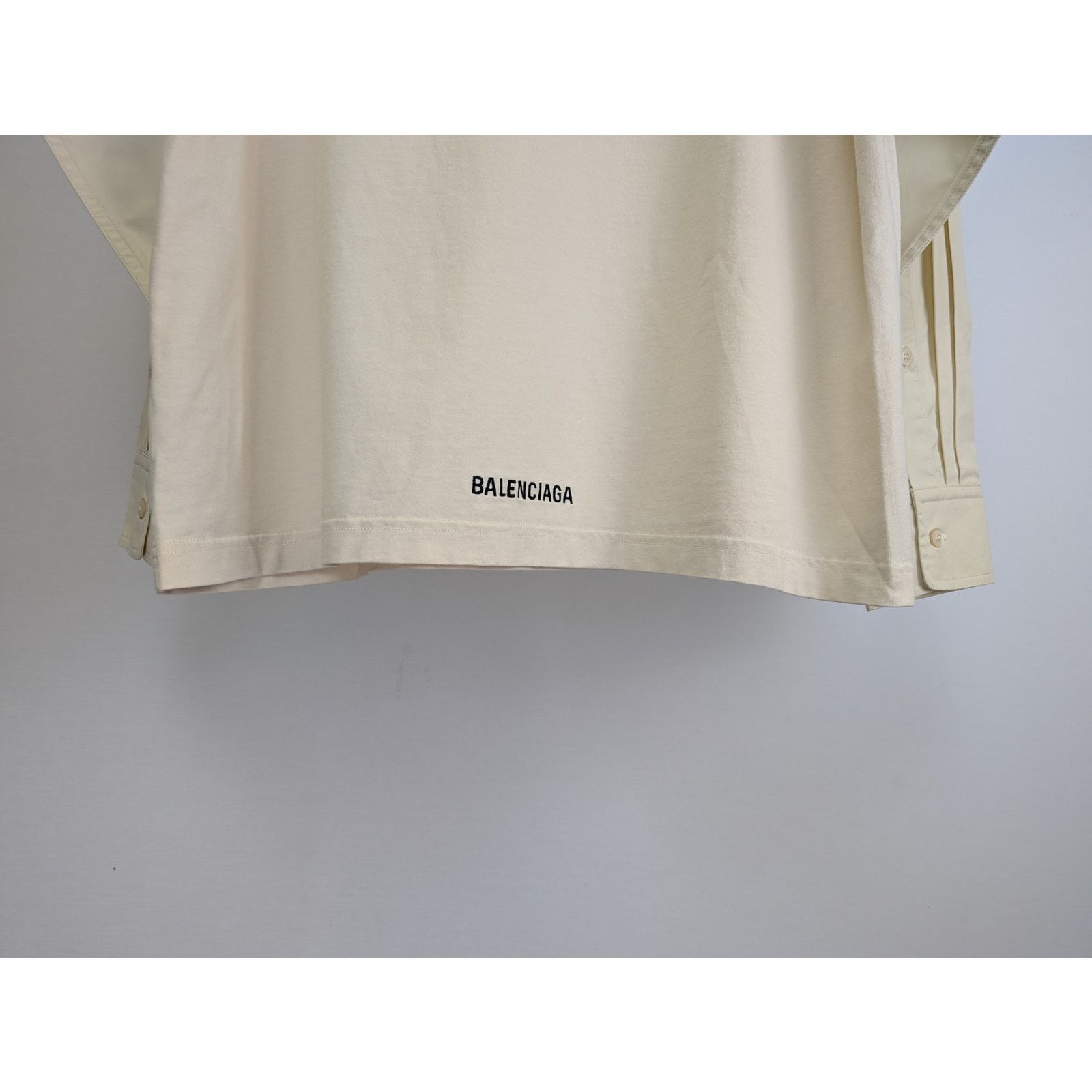 Balenciaga o1rshd1 BAL Back Hem Vintage Jersey Sweatshirt in Beige Size US M / EU 48-50 / 2 - 9 Thumbnail