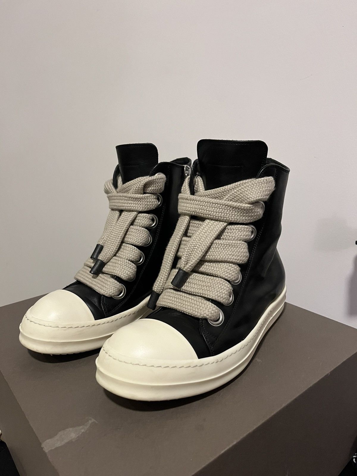 Rick Owens Rick Owens Jumbo Lace Hightop Sneakers Size US 8.5 / EU 41-42 - 2 Thumbnail