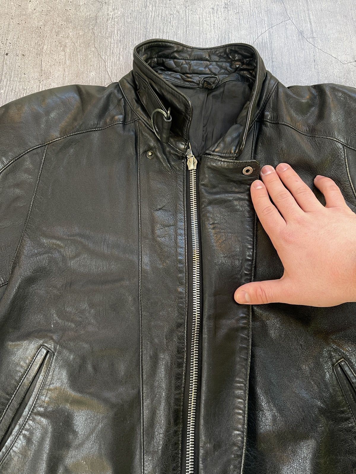 Vintage Vintage Y2K Black Genuine Leather Bomber Jacket Size US L / EU 52-54 / 3 - 11 Thumbnail