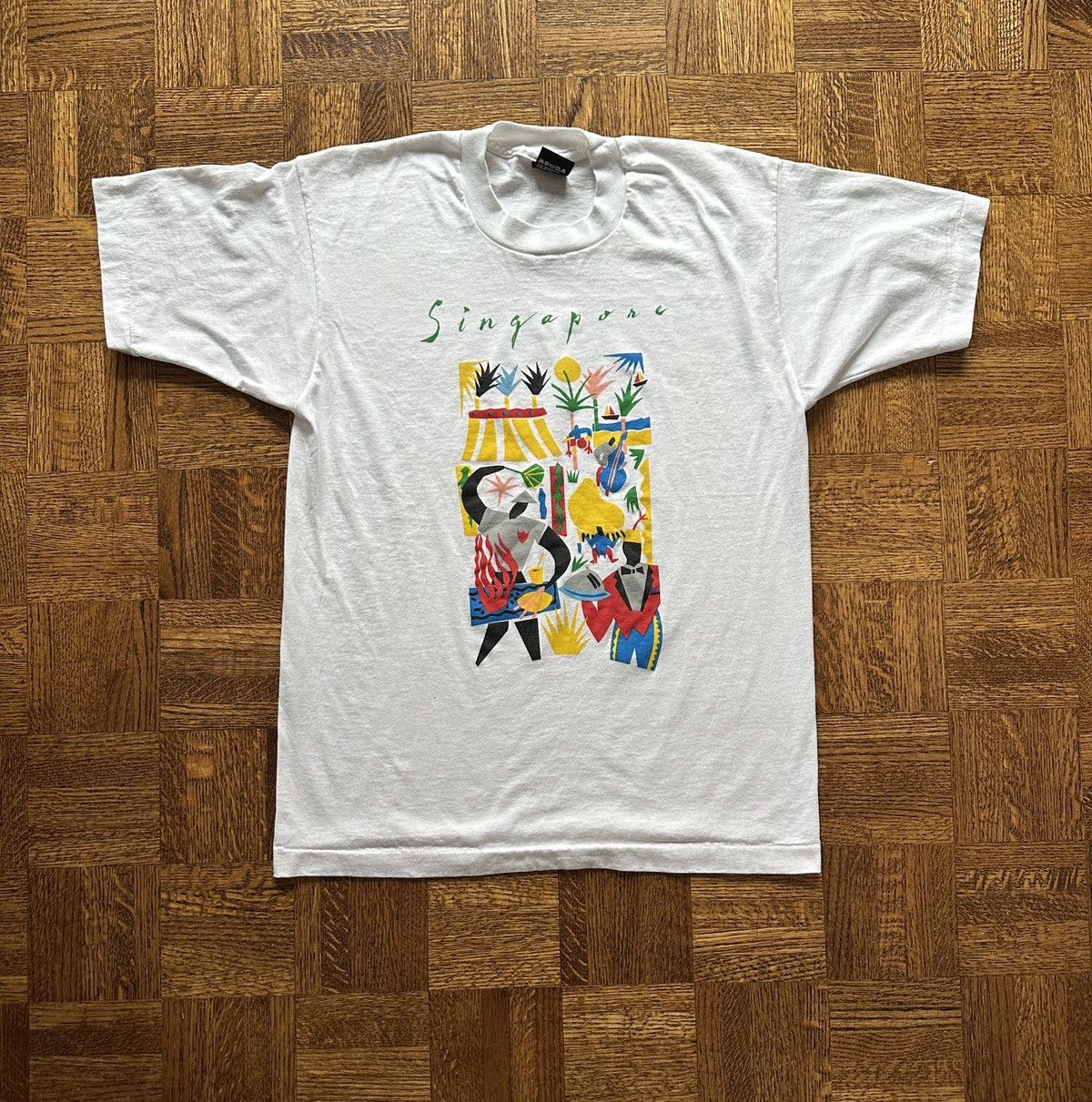 Vintage Vintage 80s Singapore Art Graphic Tee Size US L / EU 52-54 / 3 - 1 Thumbnail