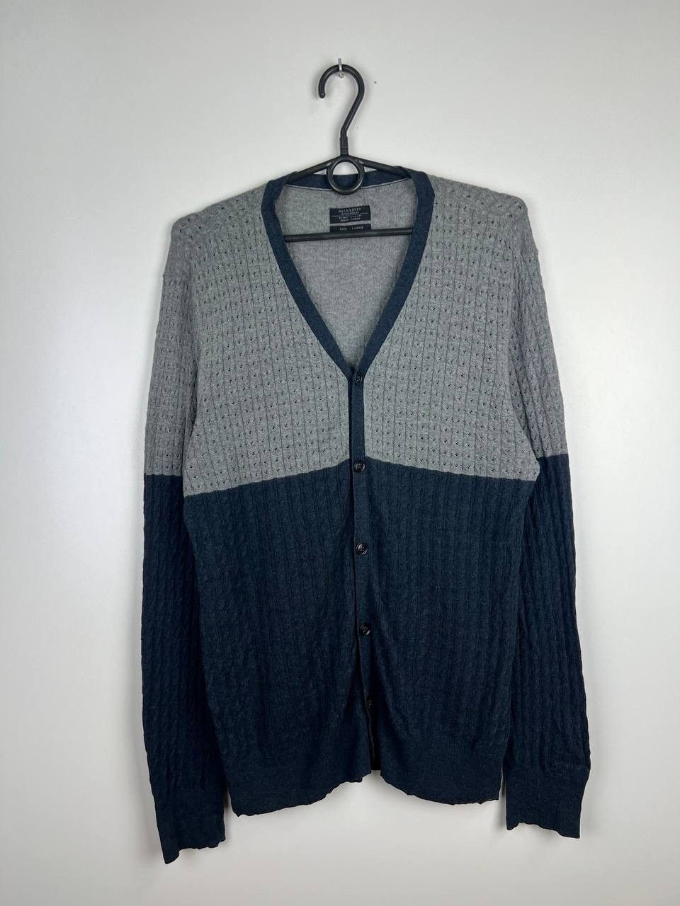 Allsaints Allsaints vintage cardigan sweaters size L Size US L / EU 52-54 / 3 - 1 Thumbnail