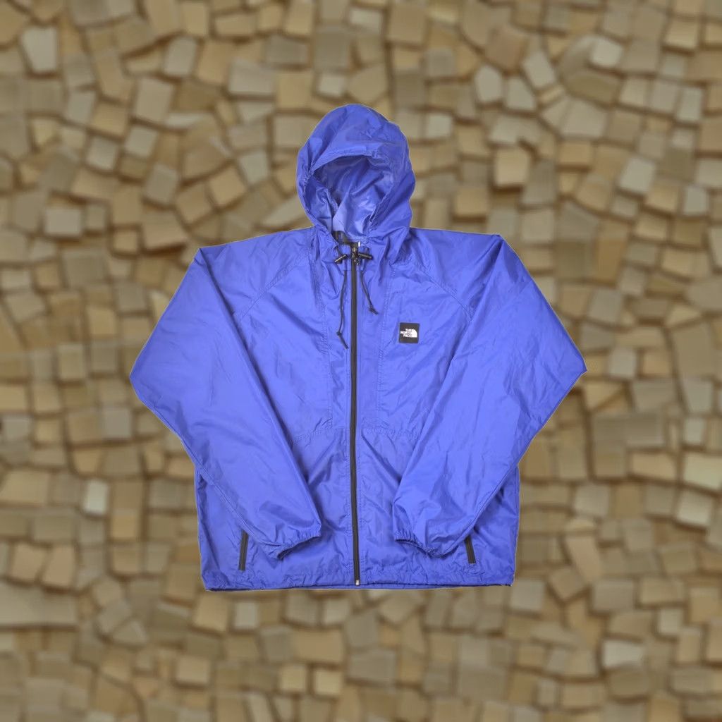 The North Face VINTAGE The North Face Nylon Rain Jacket Windbreaker L Mens Blue Rain Coat TNF SOOCW2 Size US L / EU 52-54 / 3 - 1 Thumbnail