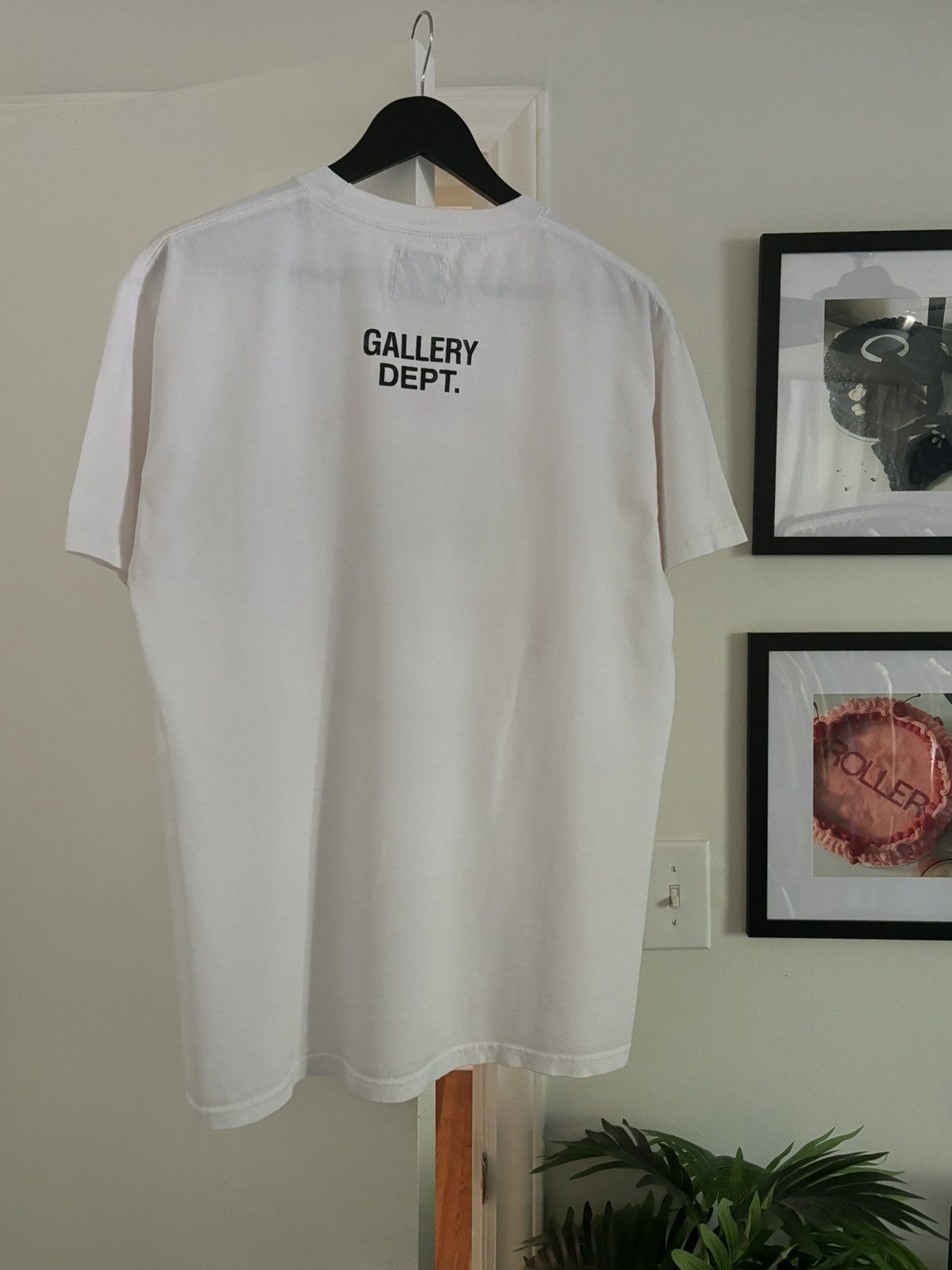 Gallery Dept. STOP BEING RACIST LOGO TEE Size US M / EU 48-50 / 2 - 3 Thumbnail