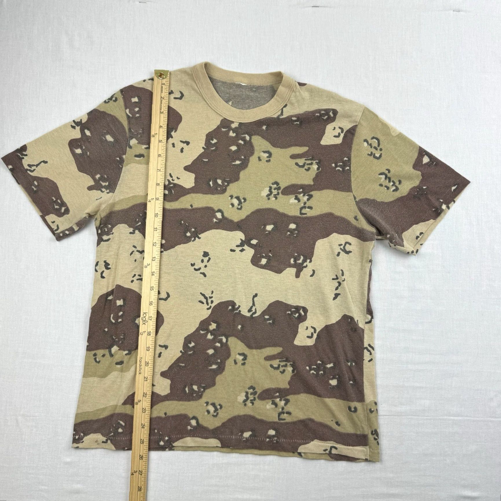 Vintage VINTAGE Unbranded Desert Camo T-Shirt Adult Medium Brown 80s Military Mens Size US M / EU 48-50 / 2 - 7 Thumbnail