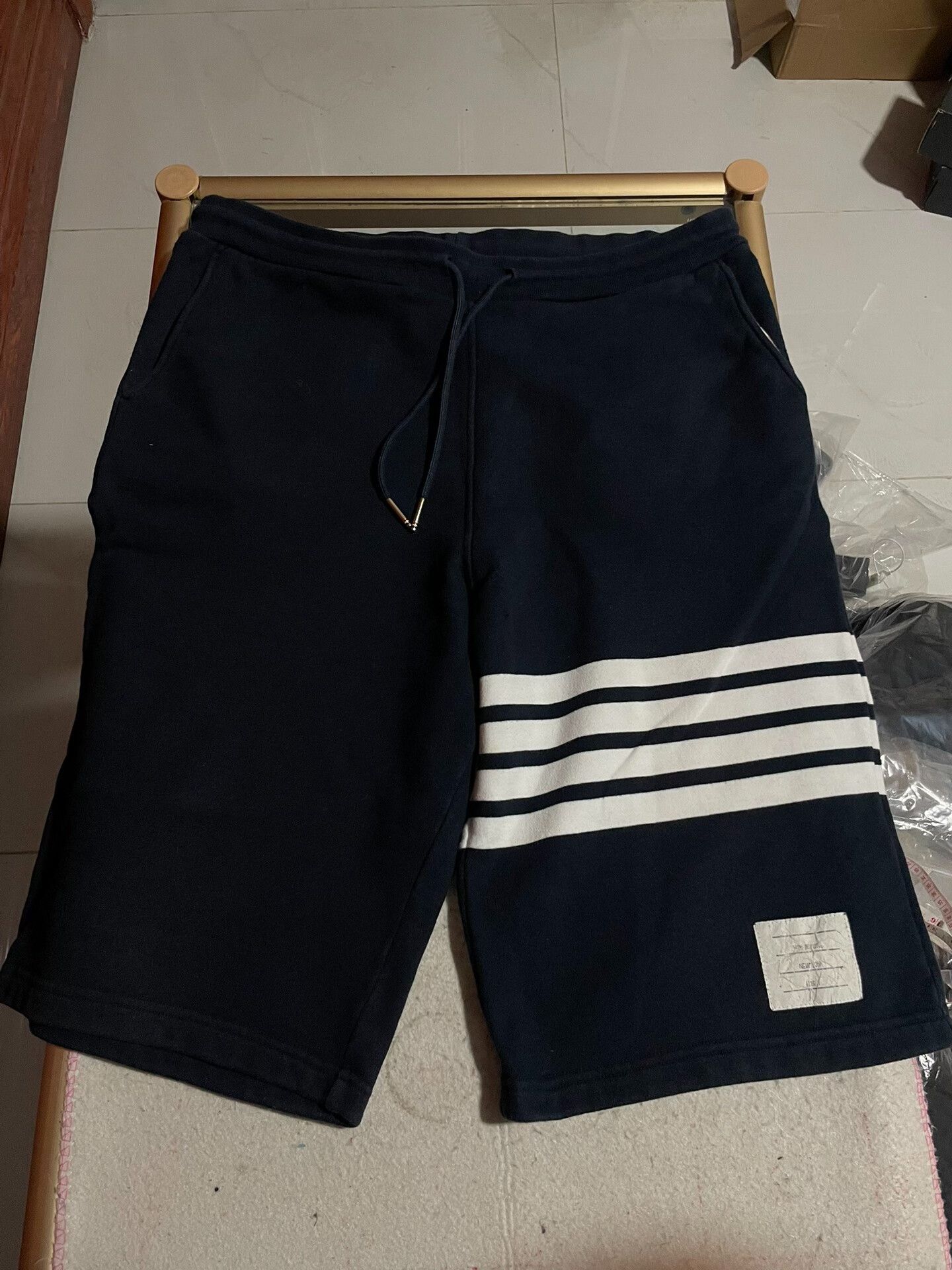 Thom Browne Thom Browne Navy Classic 4-Stripe Shorts Size US 28 / EU 44 - 1 Thumbnail