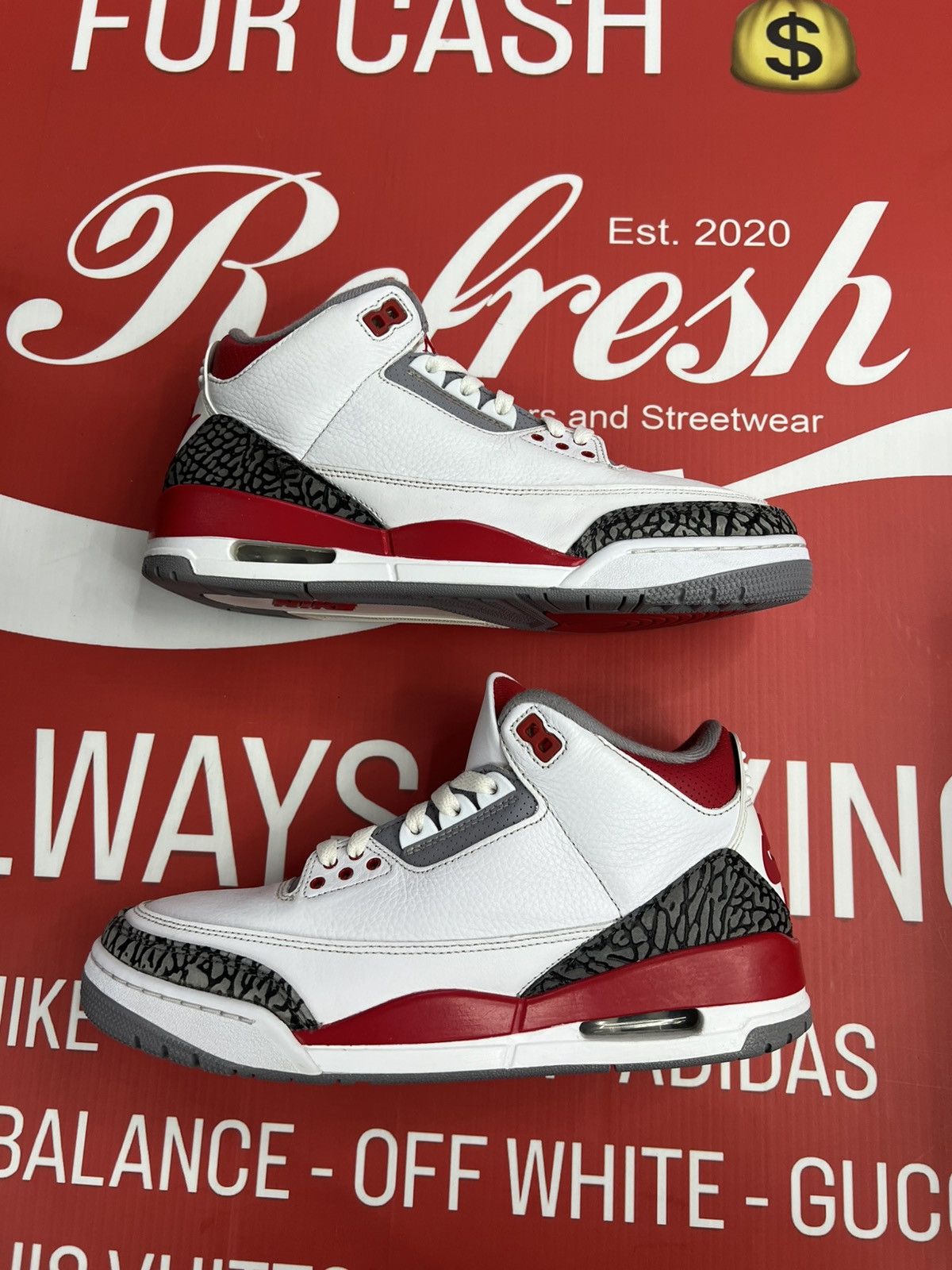 Jordan Brand Air Jordan 3 Fire Red Size 9.5 Size US 9.5 / EU 42-43 - 2 Thumbnail