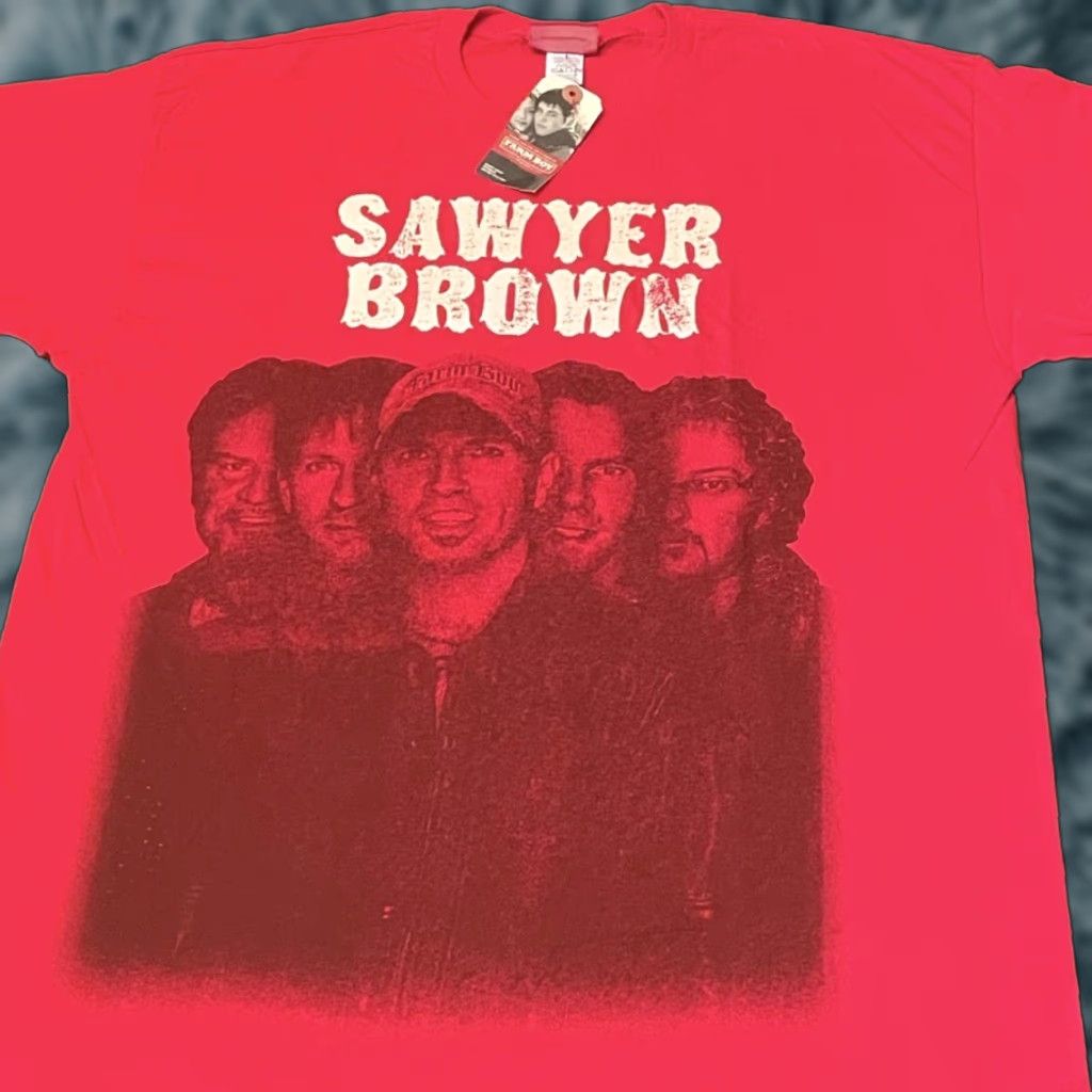 Vintage VINTAGE Sawyer Brown Nashville Farm Boy Country Band Tee 2008 VTG Shirt XL NWT Red 90s Mens T-Shirt Size US XL / EU 56 / 4 - 1 Thumbnail