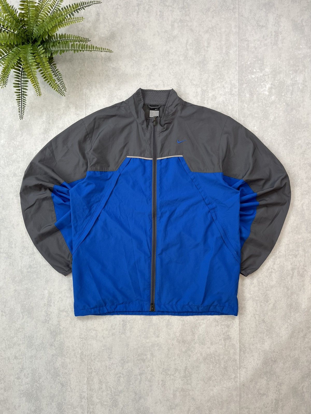 Nike × Vintage 90s Nike Swoosh Vintage Y2K Oversized Windbreaker Jacket Size US L / EU 52-54 / 3 - 1 Thumbnail