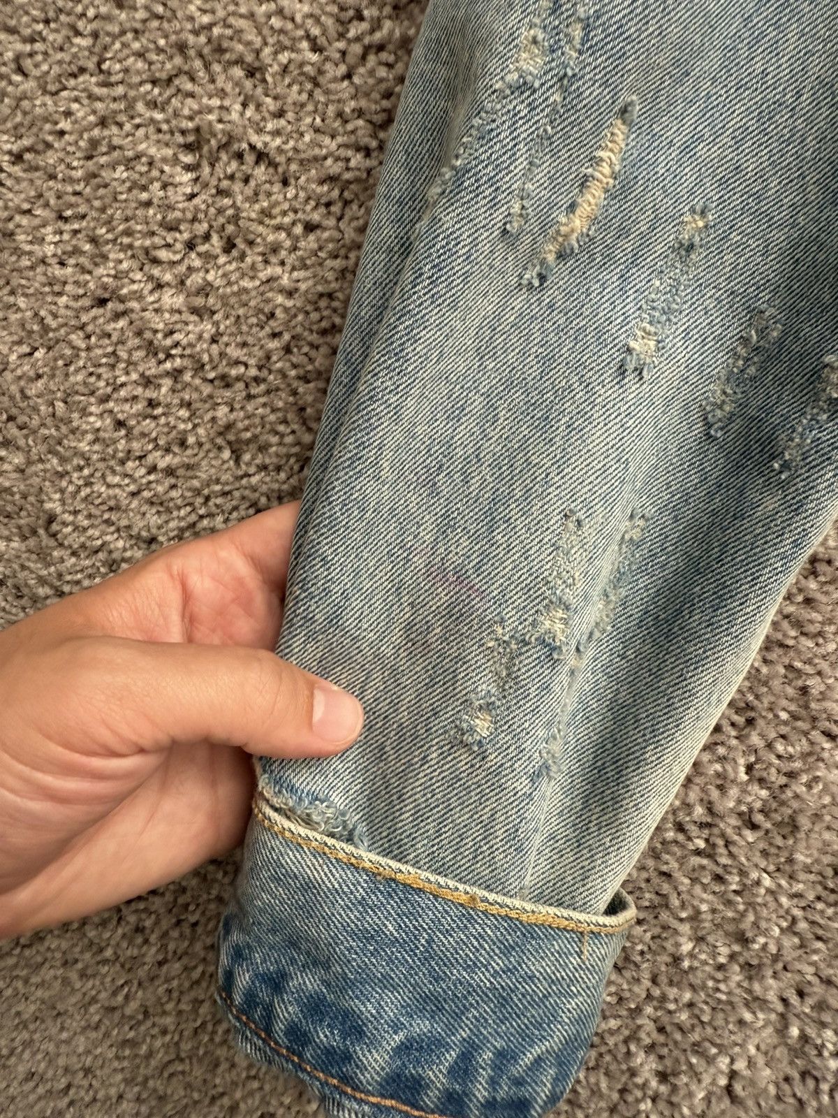 Levi's Levi’s Distressed Denim Jacket Size US L / EU 52-54 / 3 - 9 Thumbnail
