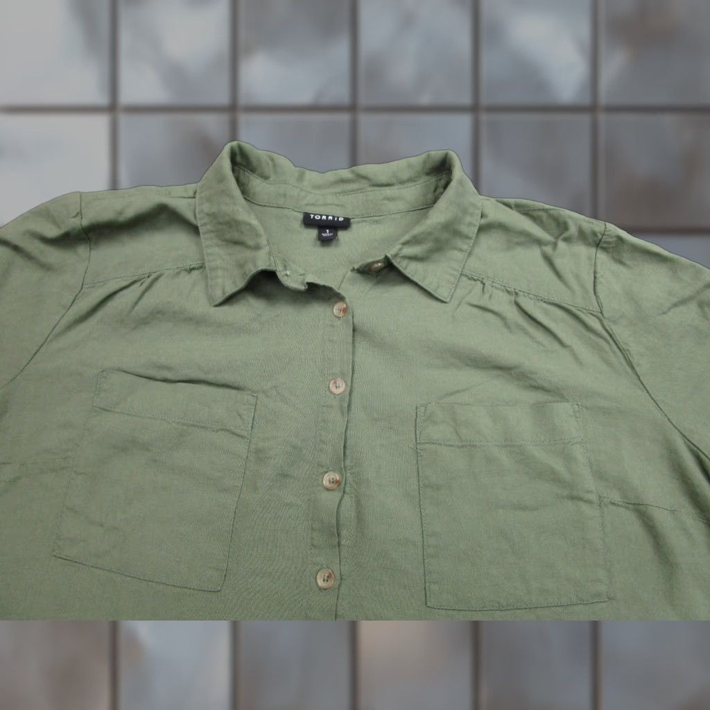 Torrid Torrid Shirt Womens Green Linen Button Up Long Sleeve Collared Casual Relaxed Fit Adult Regular Size 1 Size XS / US 0-2 / IT 36-38 - 1 Thumbnail