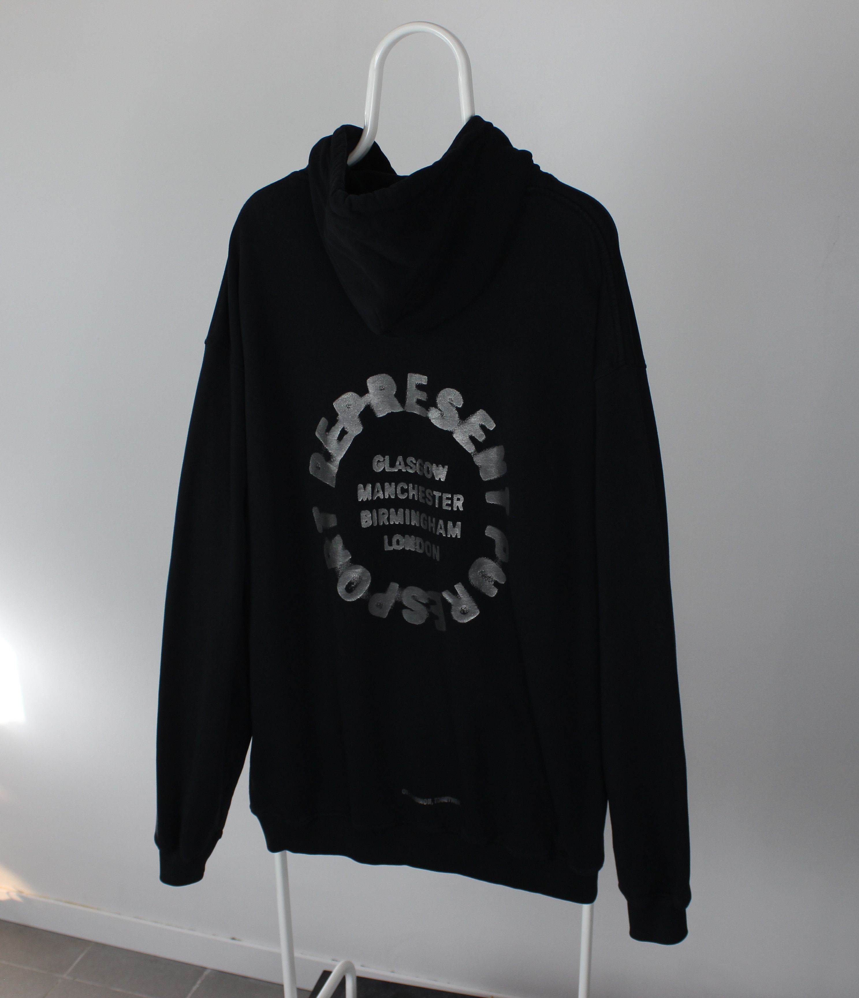 Represent Clo. Represent Clo hoodie men centr logo XL black Size US XL / EU 56 / 4 - 2 Thumbnail