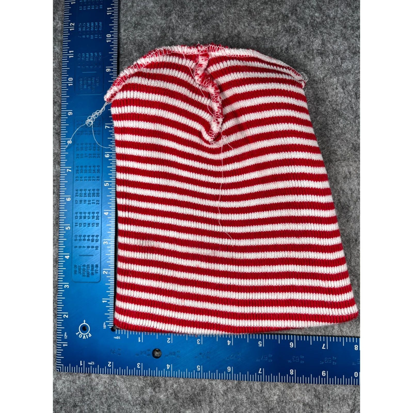 Vintage Love Your Melon Ronald McDonald House Charities Beanie Toque Unisex Adults OS Red Stripe Knit Acrylic Hat/Cap Logo Knit Beanie Size ONE SIZE - 6 Thumbnail