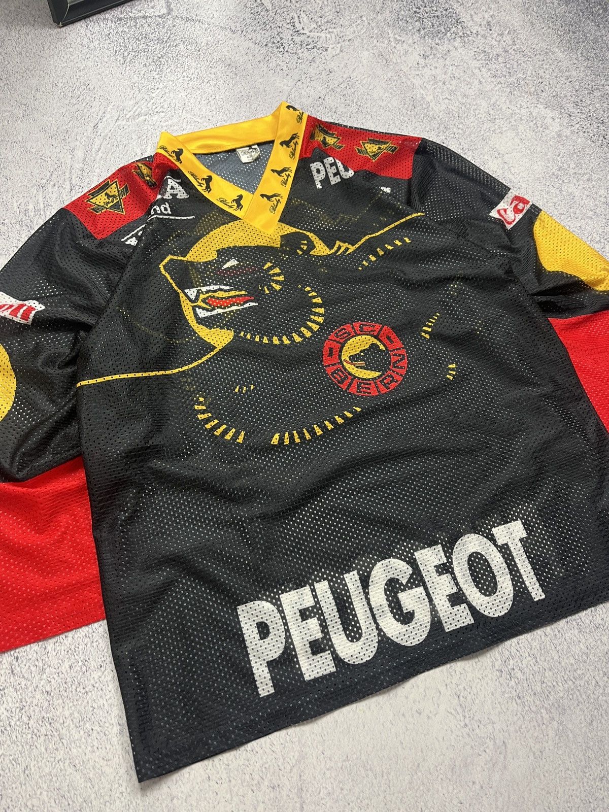 Vintage Vintage SC Bern 1995-1996 Hockey Jersey Peugeot Switzerland Size US L / EU 52-54 / 3 - 5 Thumbnail