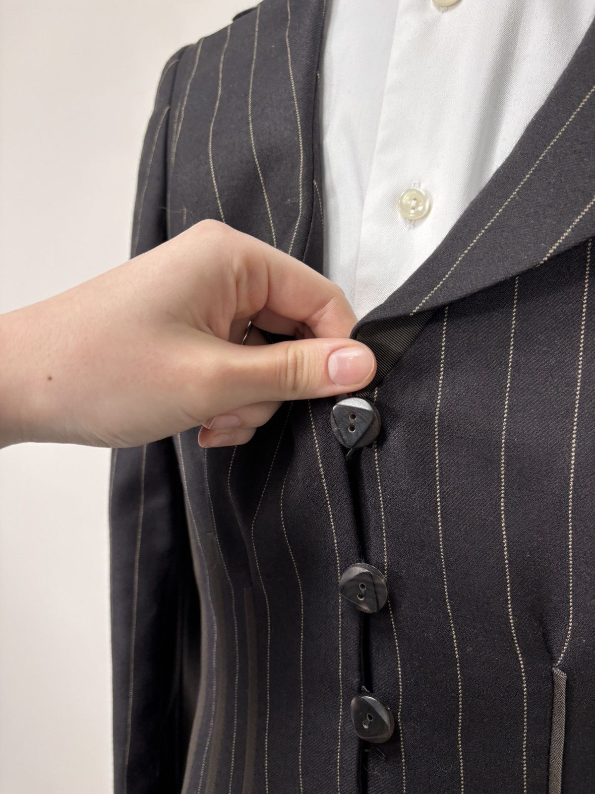 Armani Collezioni Armani Collezioni Women’s Brown Pinstripe Wool Power Suit Size L / US 10 / IT 46 - 6 Thumbnail