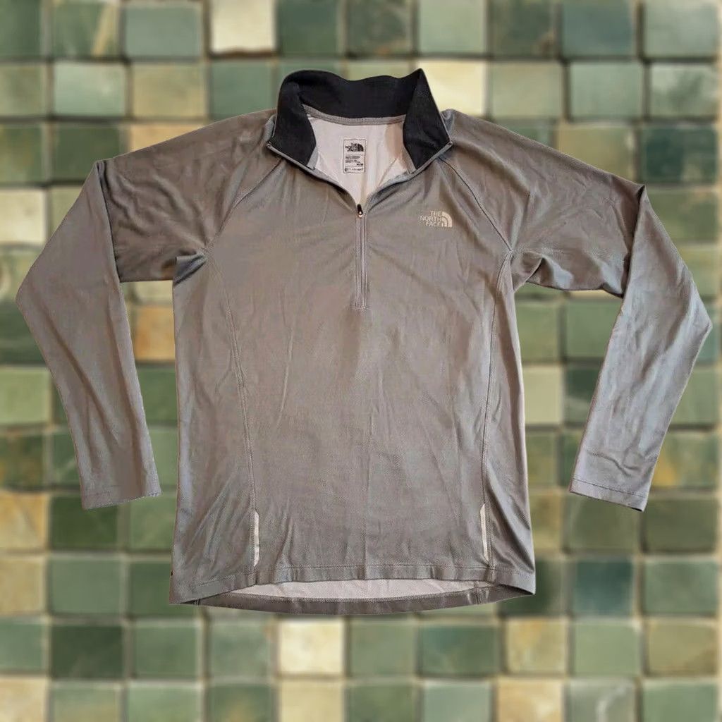 The North Face The North Face Shirt Mens Med Gray Flash Dry 1/4 Zip Pullover Long Sleeve Base Size US M / EU 48-50 / 2 - 1 Thumbnail