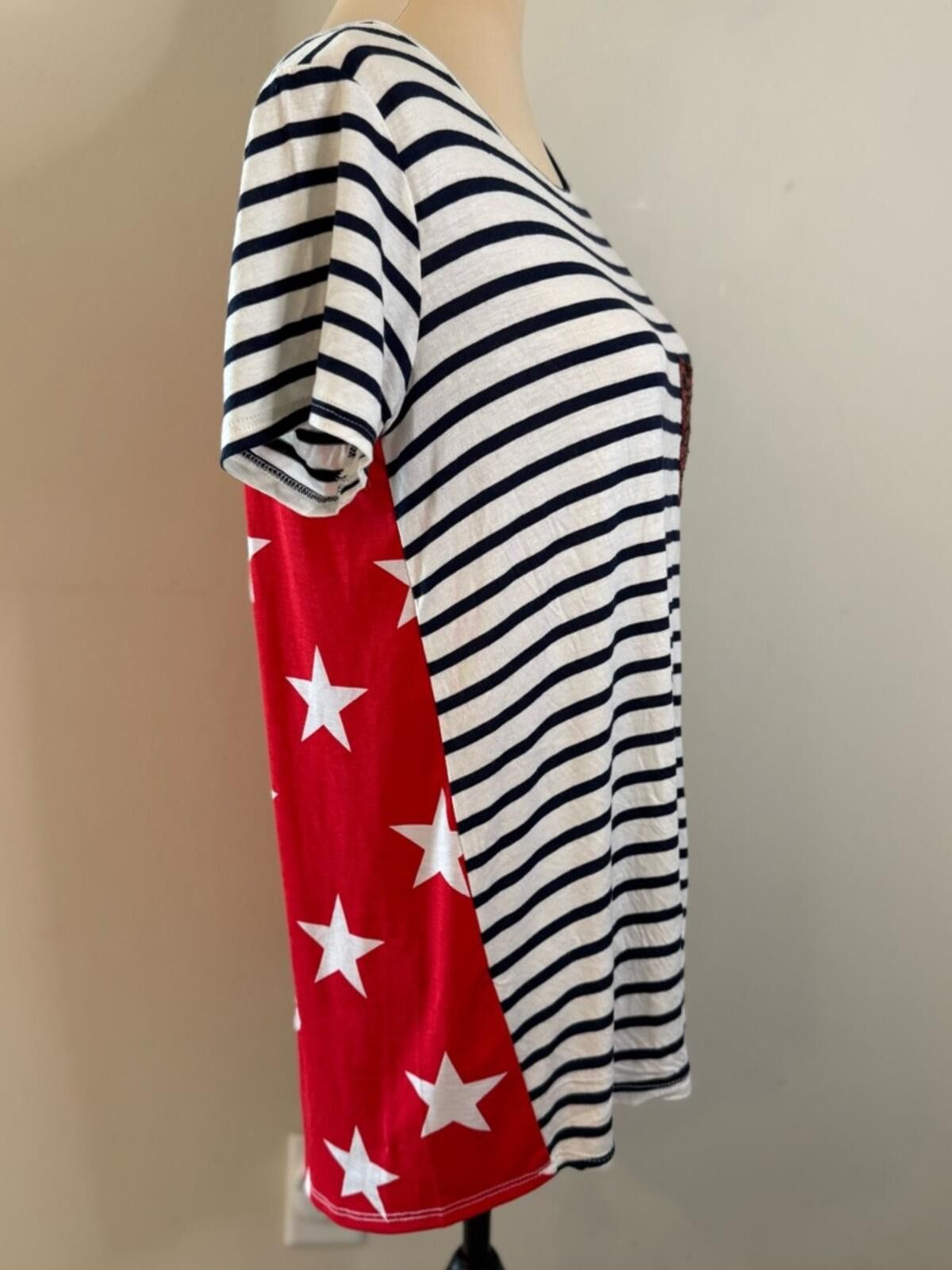 Other Giddy Up Glamour red white blue star stripe sequin top SZ M Size M / US 6-8 / IT 42-44 - 2 Thumbnail