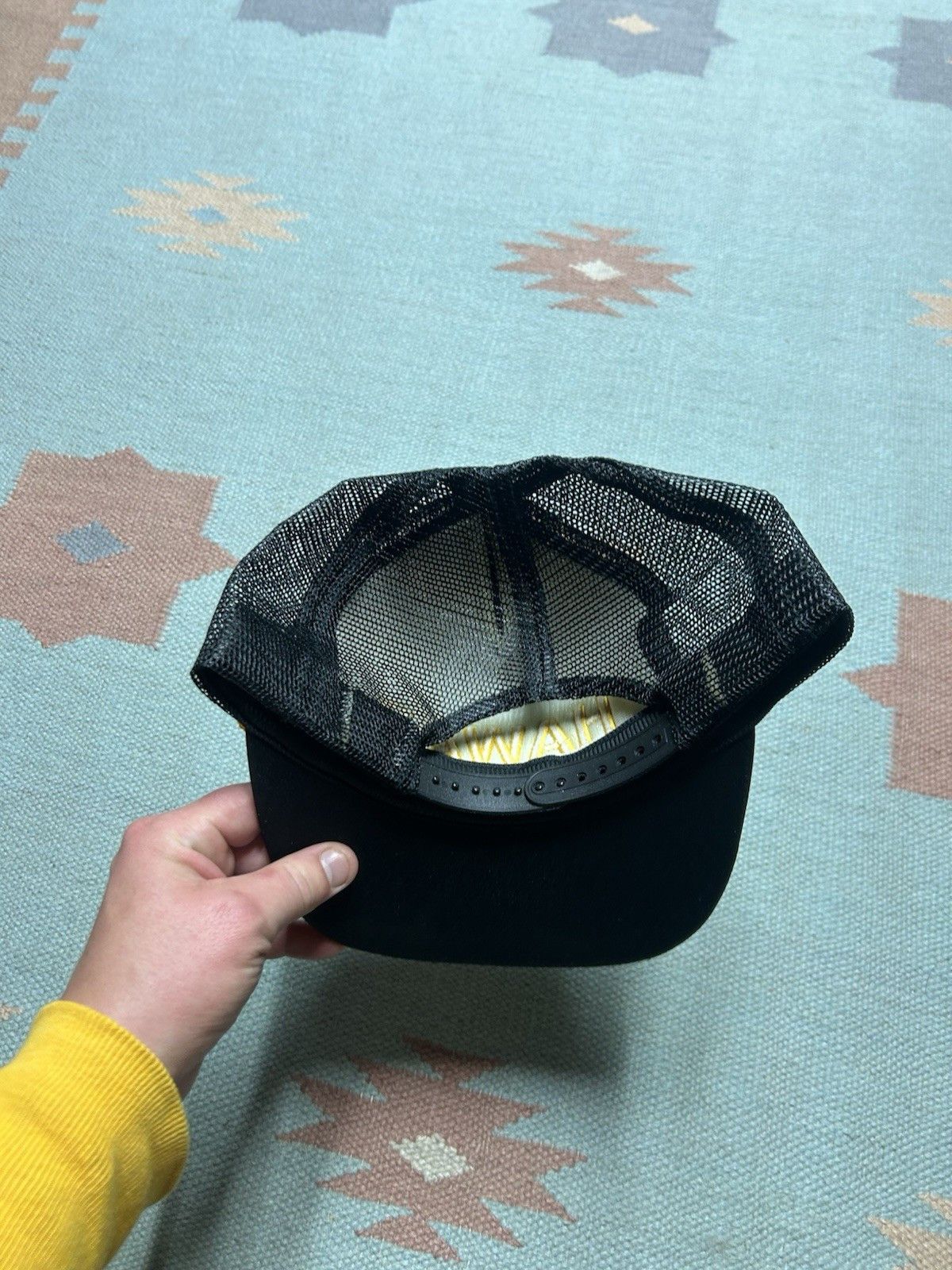 Vintage Vtg trucker hat Hawaii island gold leaf embroidered snapback Size ONE SIZE - 4 Thumbnail