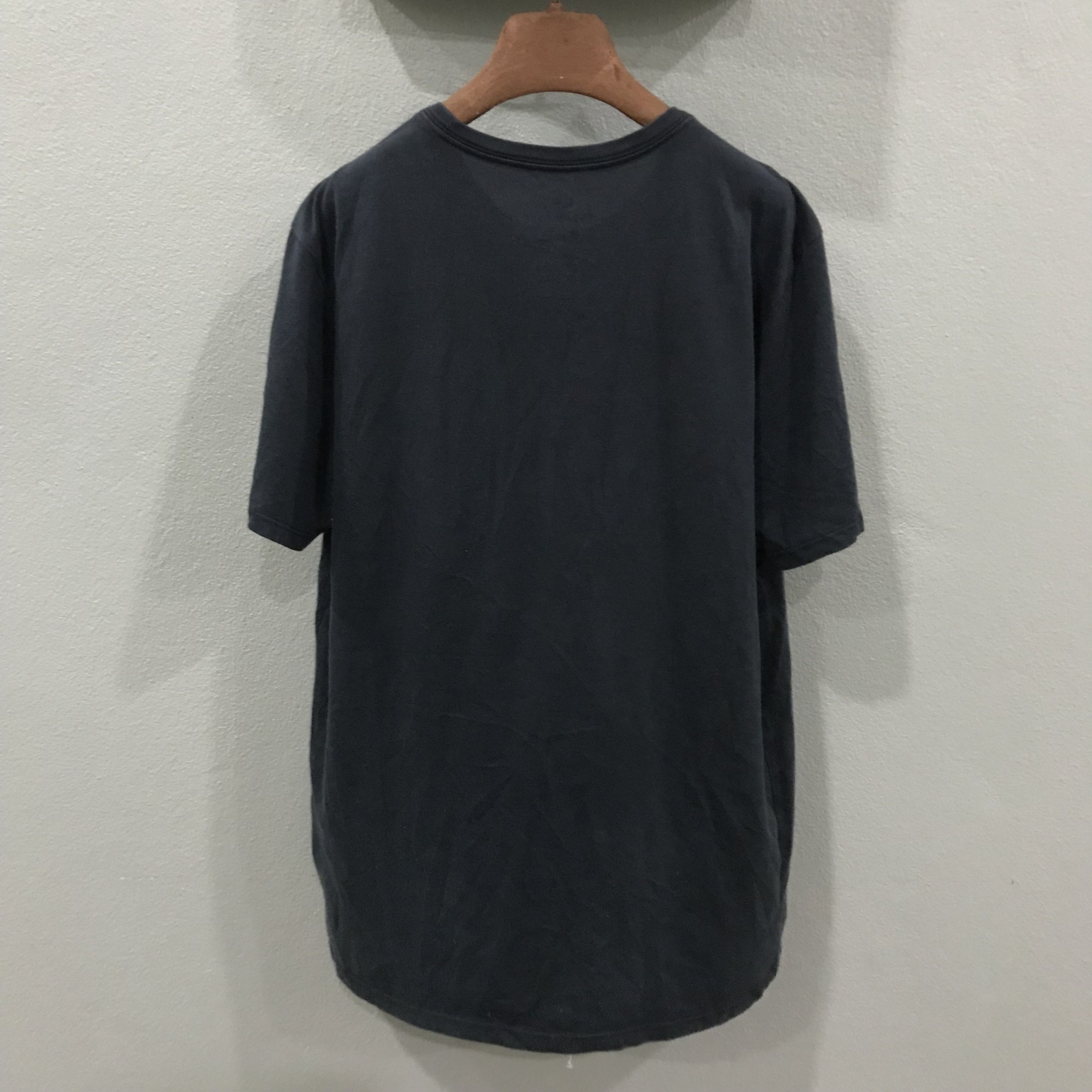 Nike Nike Swoosh Black Shirt Tees Size US L / EU 52-54 / 3 - 2 Thumbnail