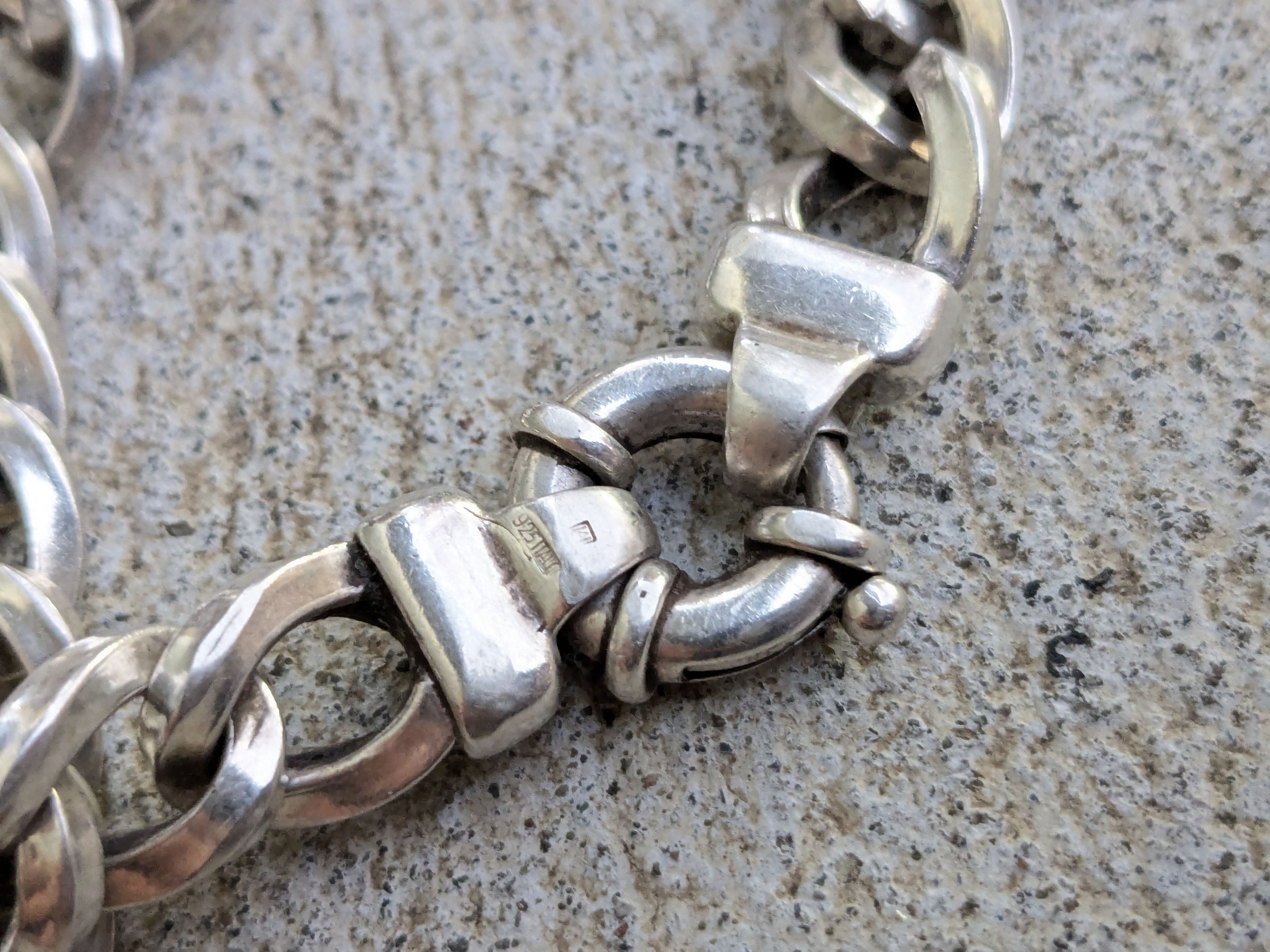 Vintage Vintage Sterling Silver Bracelet Curb Hollow Puffy 8" Italy Size ONE SIZE - 6 Thumbnail
